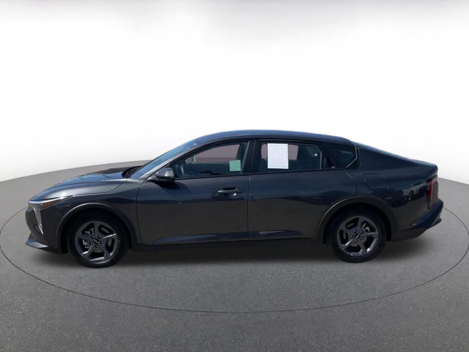 Thumbnail: 2025 Kia K4 - 9