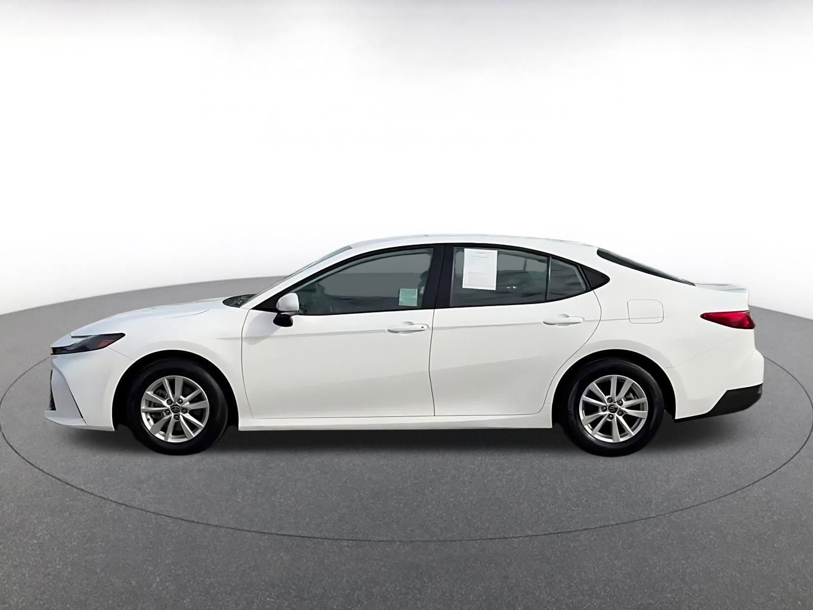 Thumbnail: 2025 Toyota Camry - 9