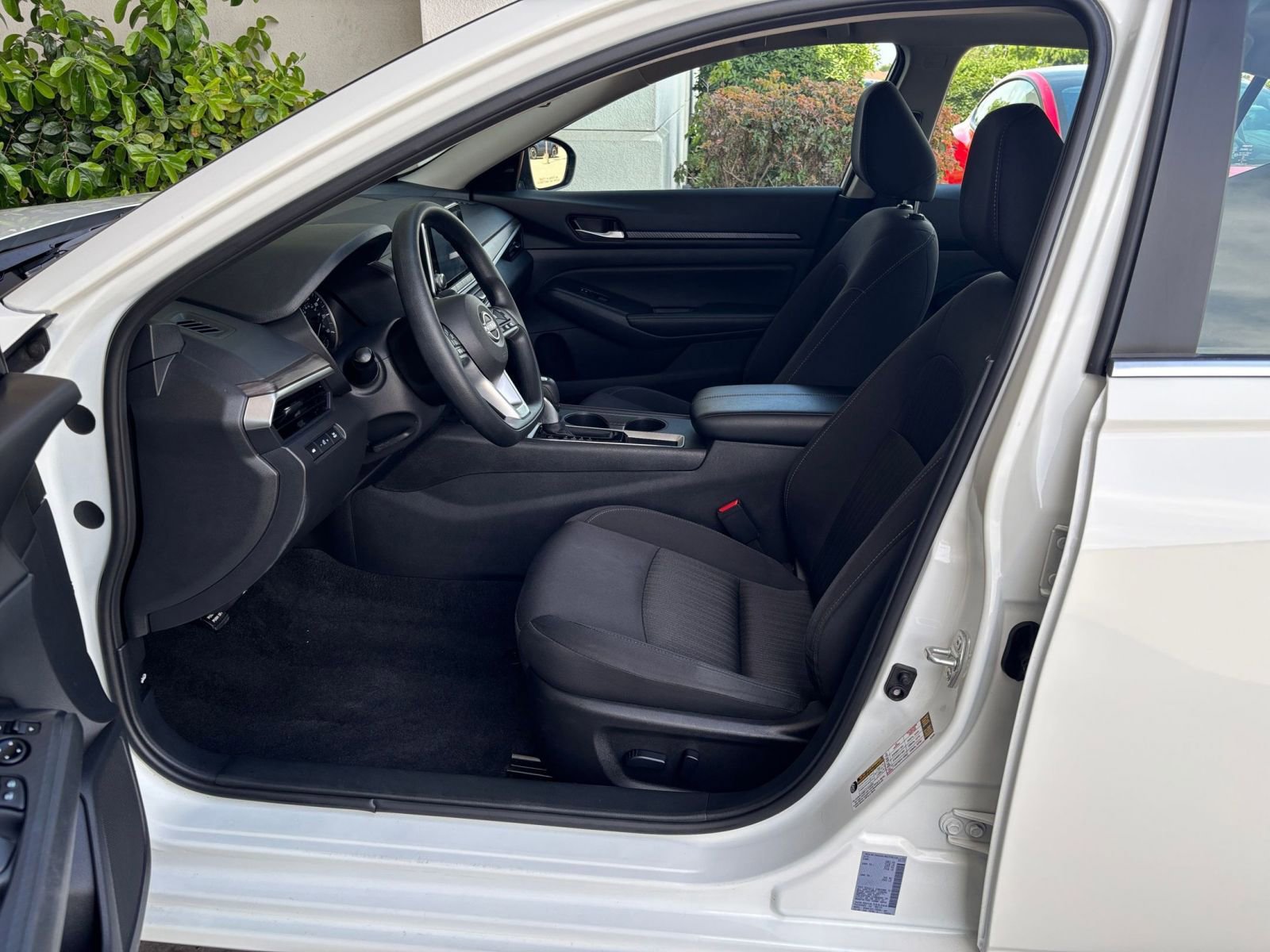 Thumbnail: 2025 Nissan Altima - 28