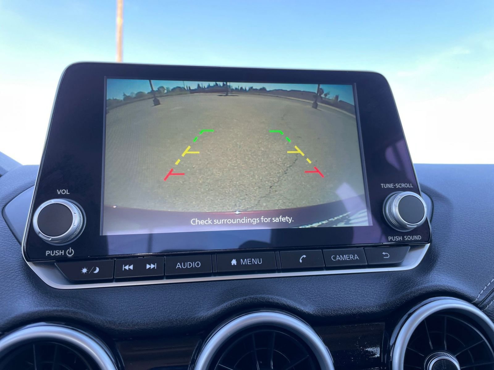 Thumbnail: 2025 Nissan Sentra - 23