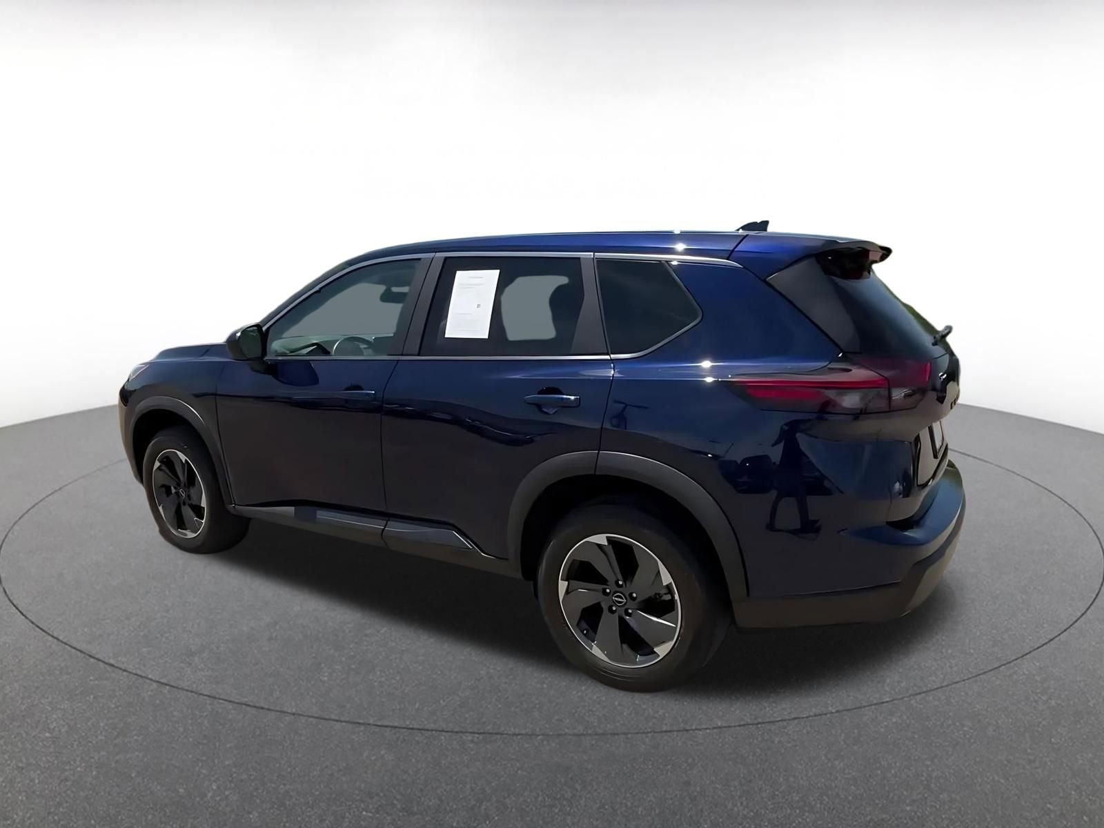 Thumbnail: 2025 Nissan Rogue - 10