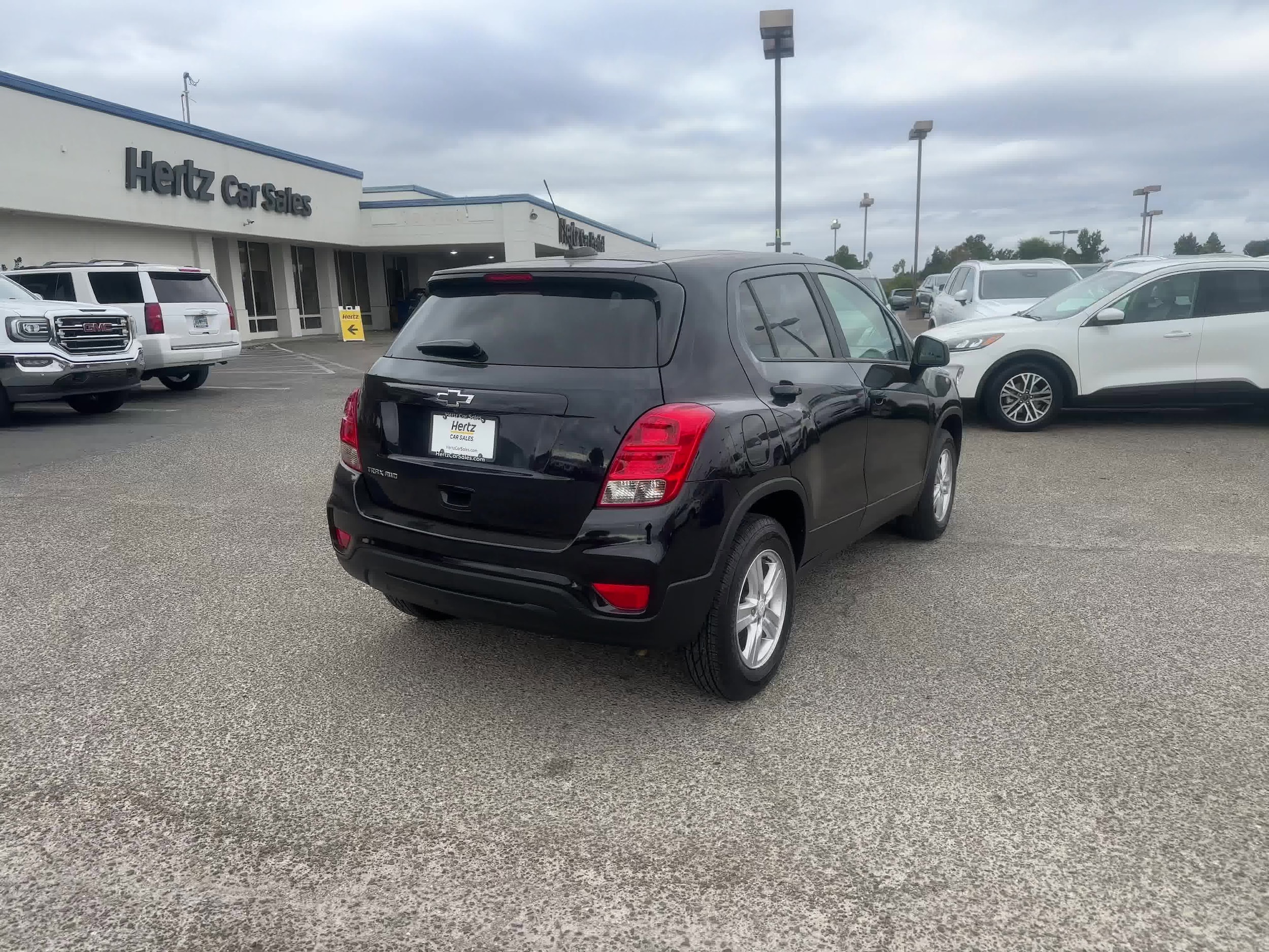 2021 Chevrolet Trax LS 2