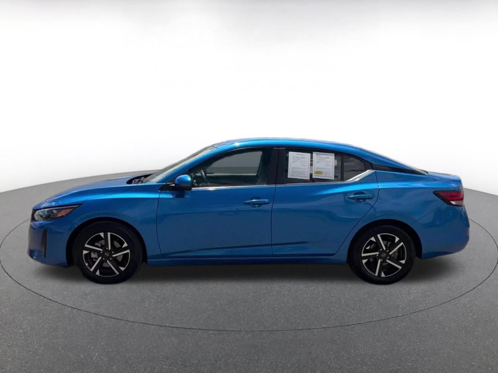 Thumbnail: 2025 Nissan Sentra - 8