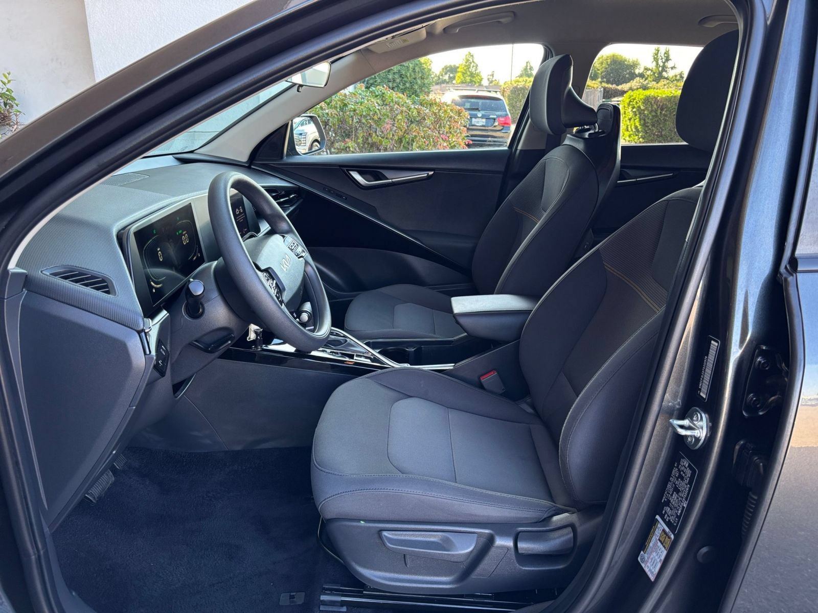 Thumbnail: 2026 Kia Niro - 21