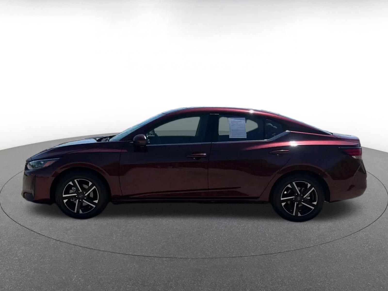 Thumbnail: 2024 Nissan Sentra - 9