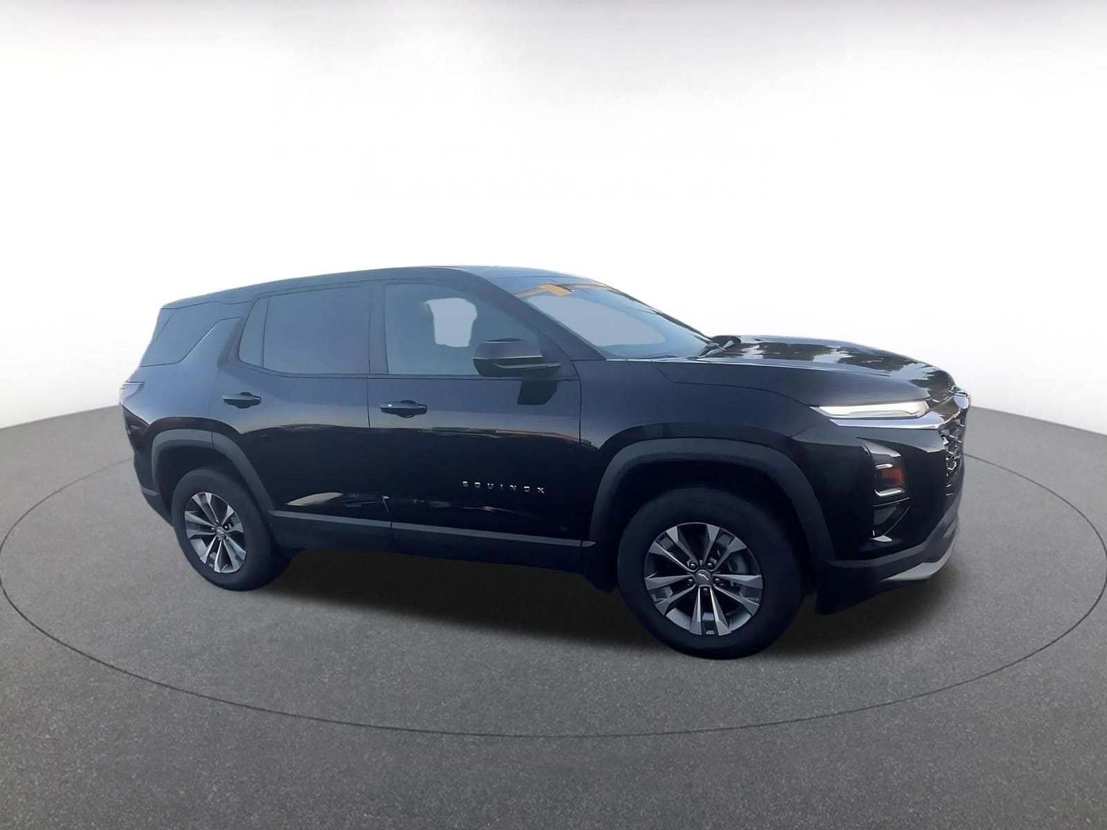 Thumbnail: 2025 Chevrolet Equinox - 2