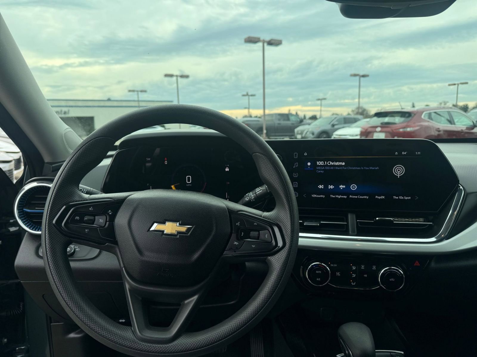 Thumbnail: 2025 Chevrolet Trax - 34