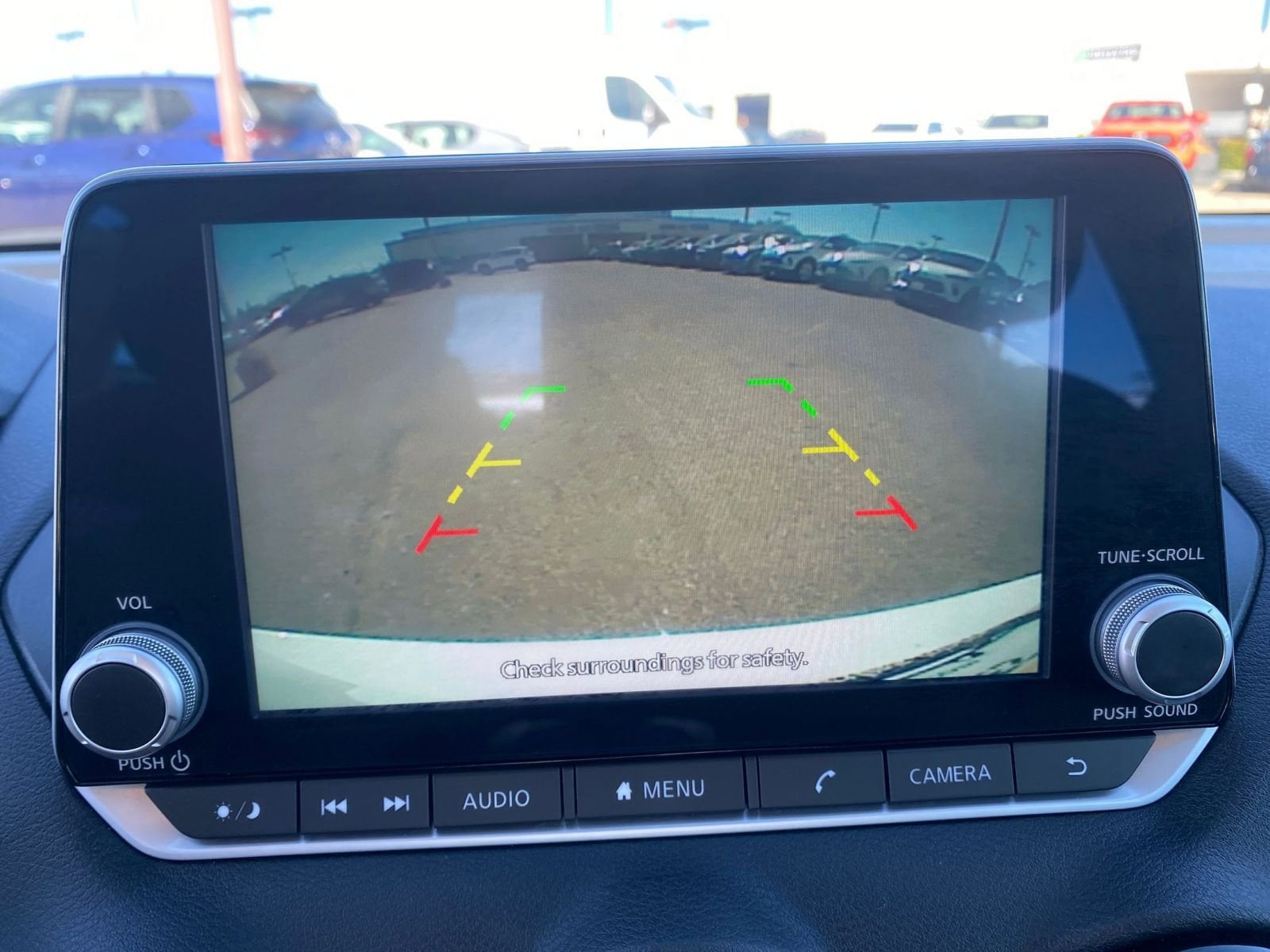 Thumbnail: 2025 Nissan Sentra - 24