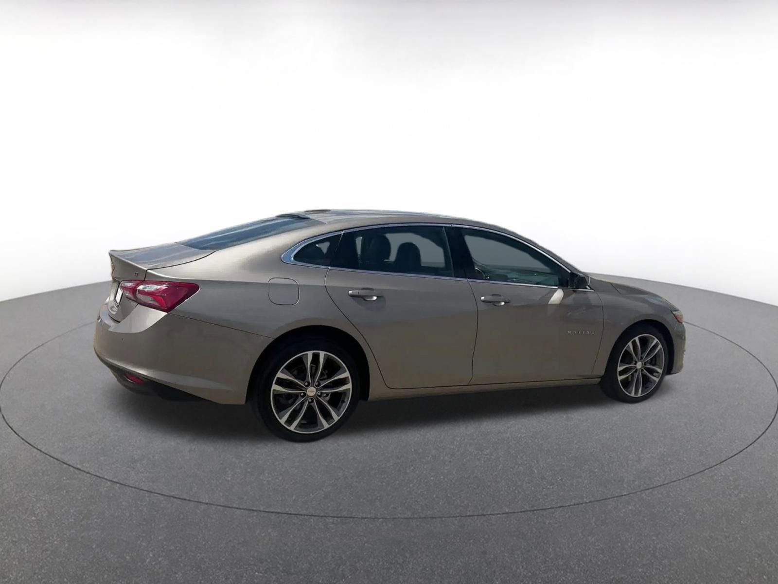 Thumbnail: 2024 Chevrolet Malibu - 15