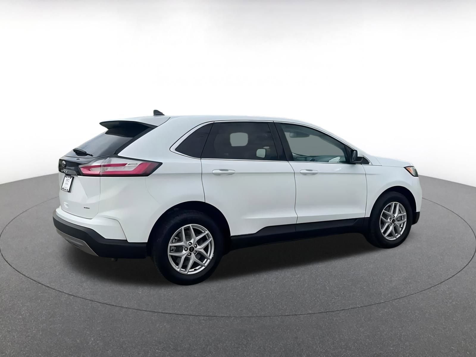 Thumbnail: 2023 Ford Edge - 15