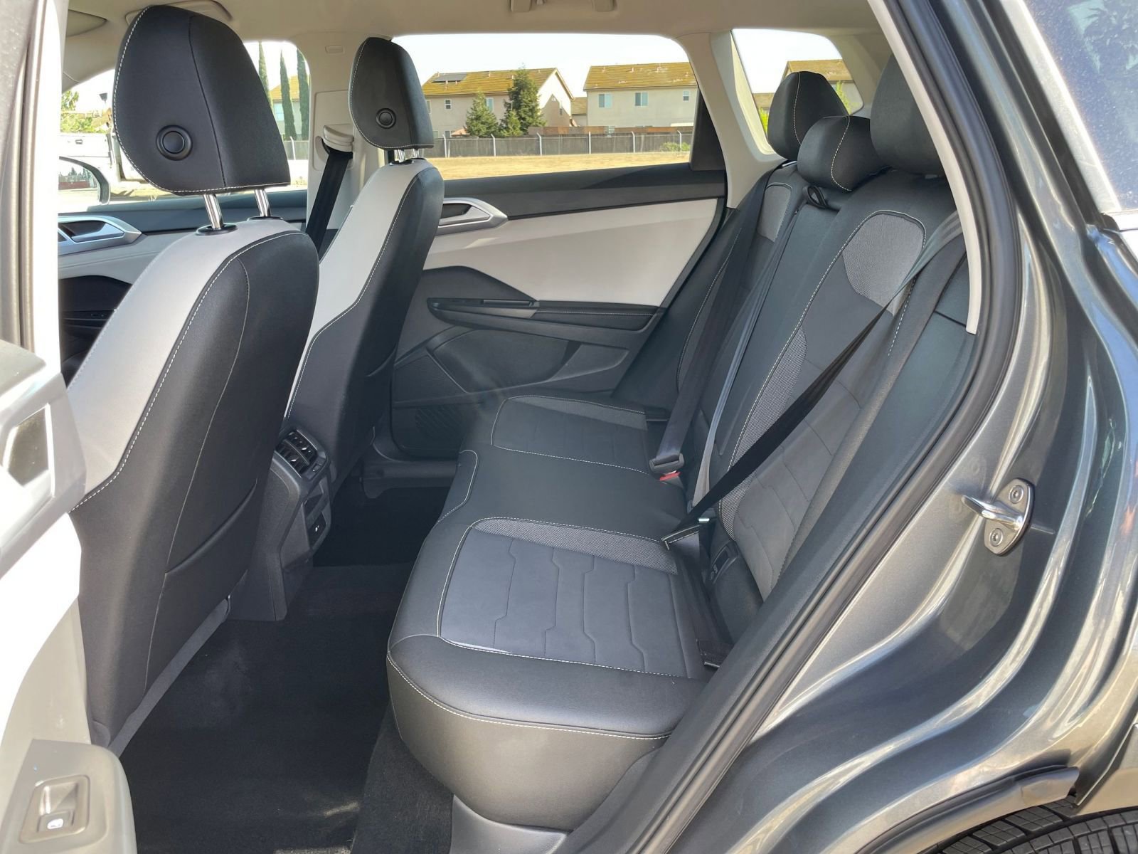 Thumbnail: 2025 Volkswagen Taos - 27