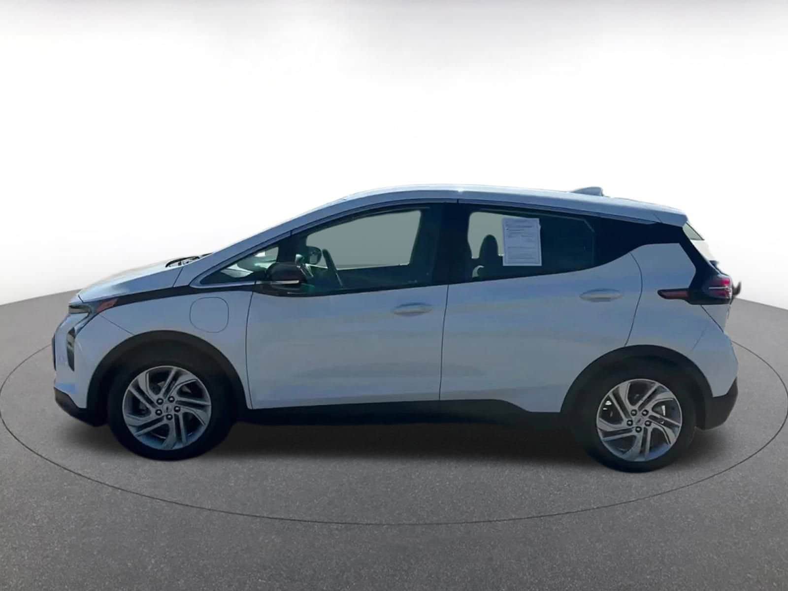 Thumbnail: 2023 Chevrolet Bolt EV - 8