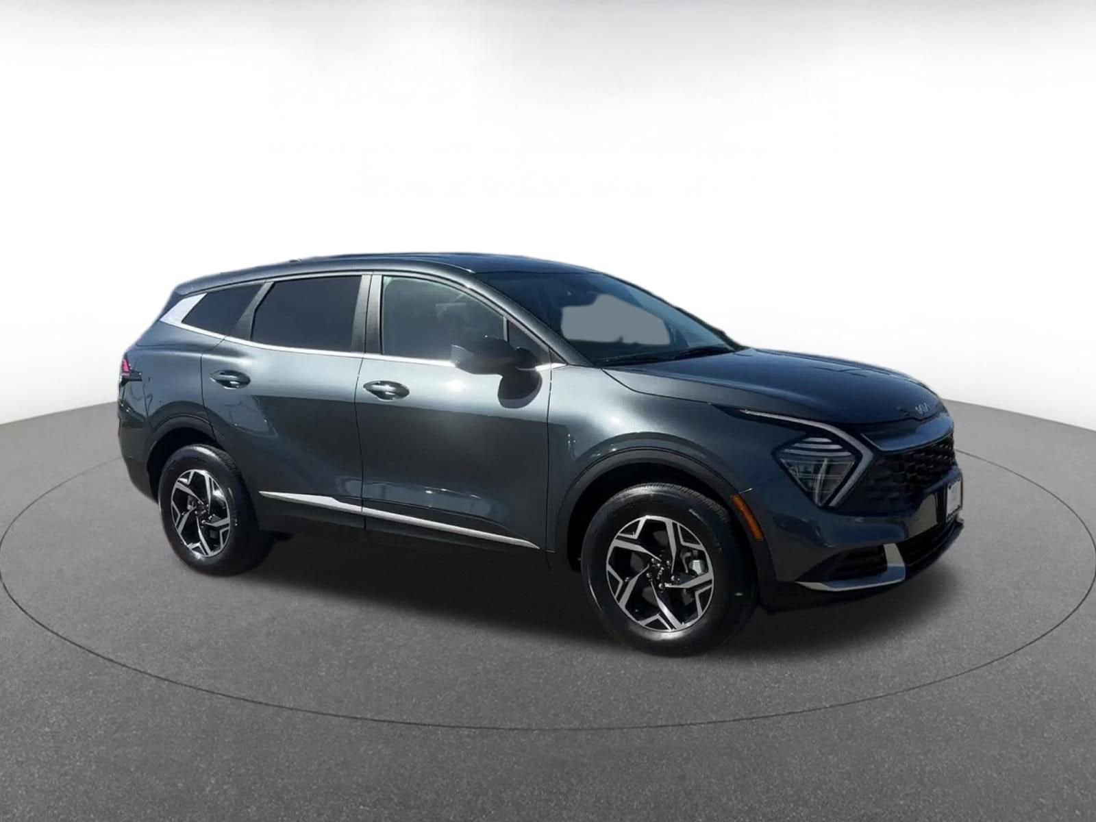 Thumbnail: 2024 Kia Sportage - 2