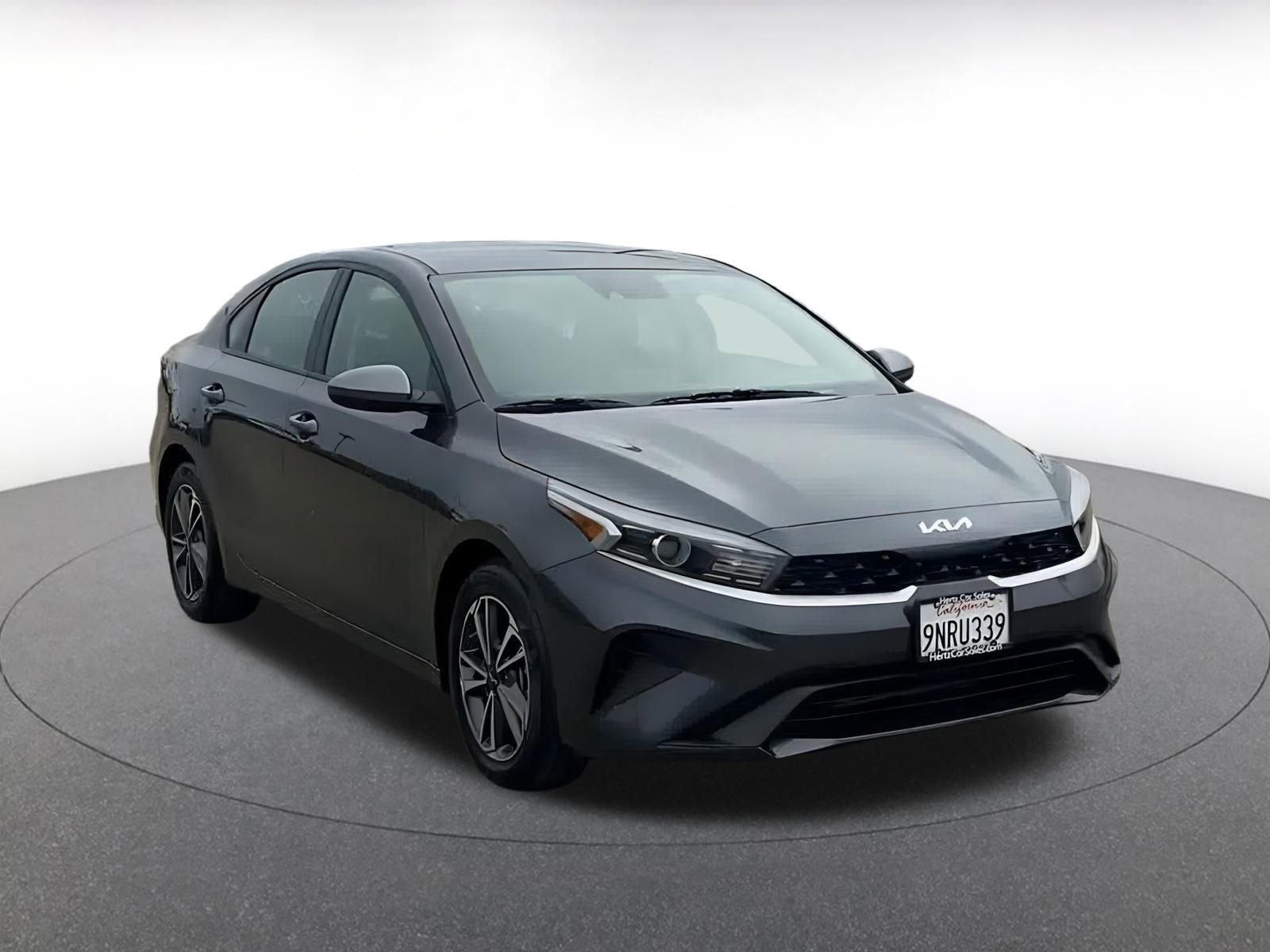 Thumbnail: 2024 Kia Forte - 2