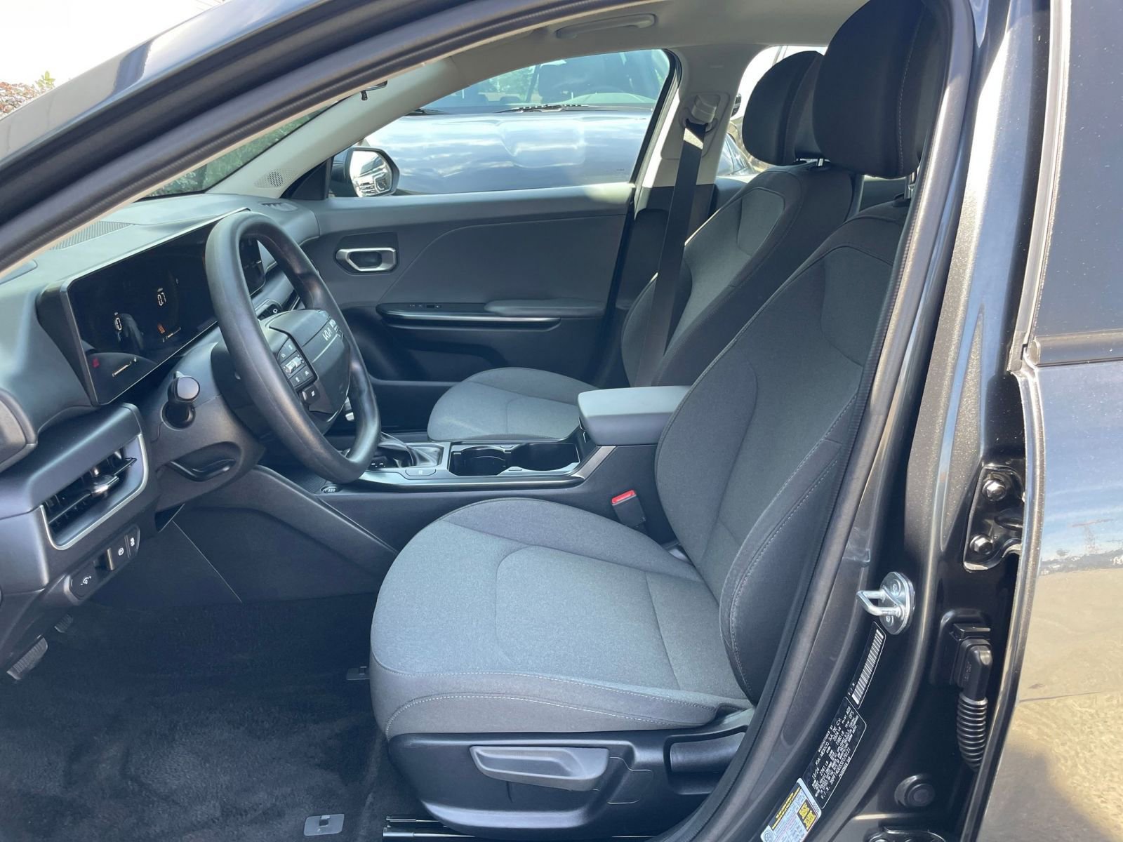 Thumbnail: 2025 Kia K4 - 27