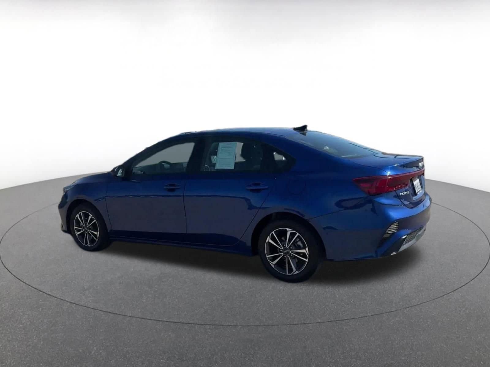2024 Kia Forte LXS 10