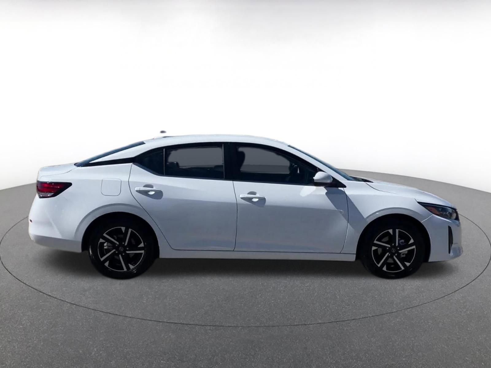 Thumbnail: 2025 Nissan Sentra - 16