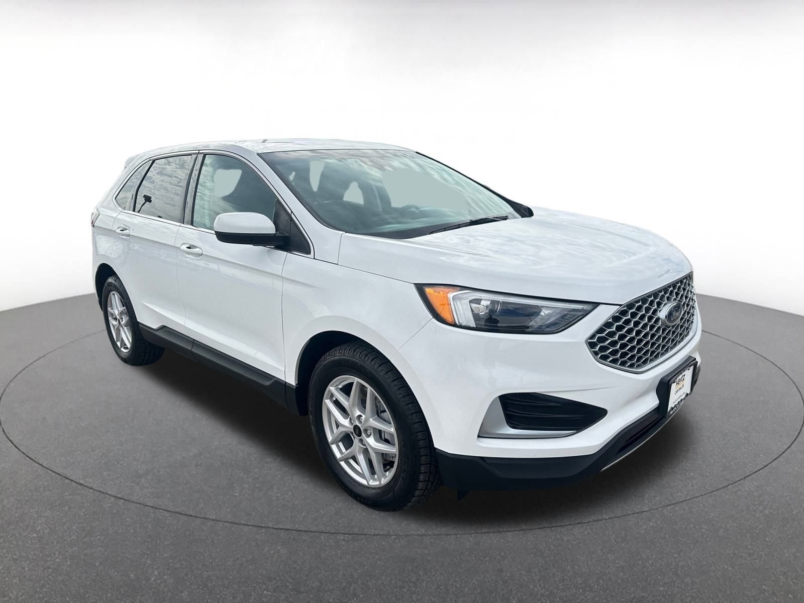 Thumbnail: 2023 Ford Edge - 1