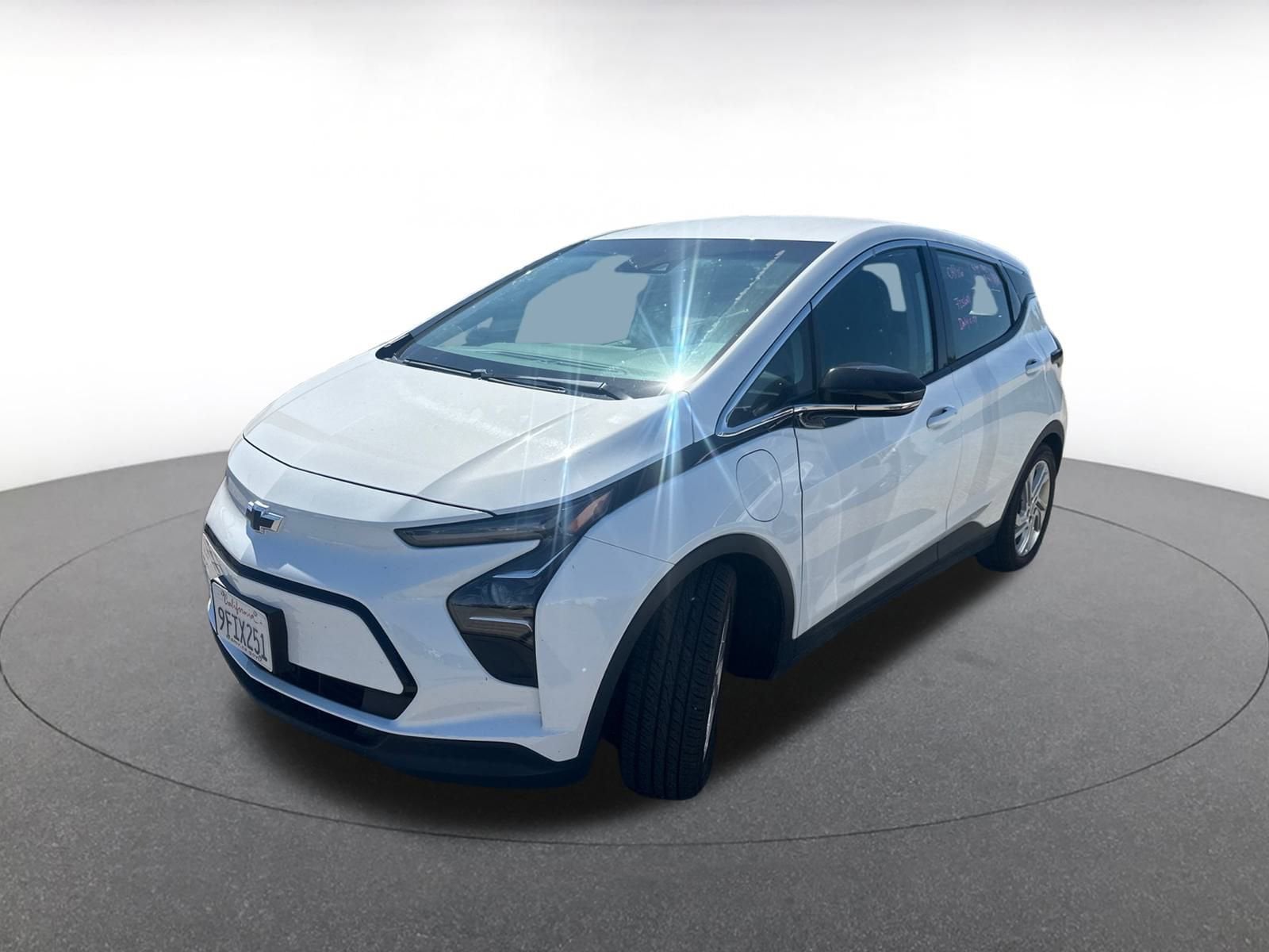 Thumbnail: 2023 Chevrolet Bolt EV - 3
