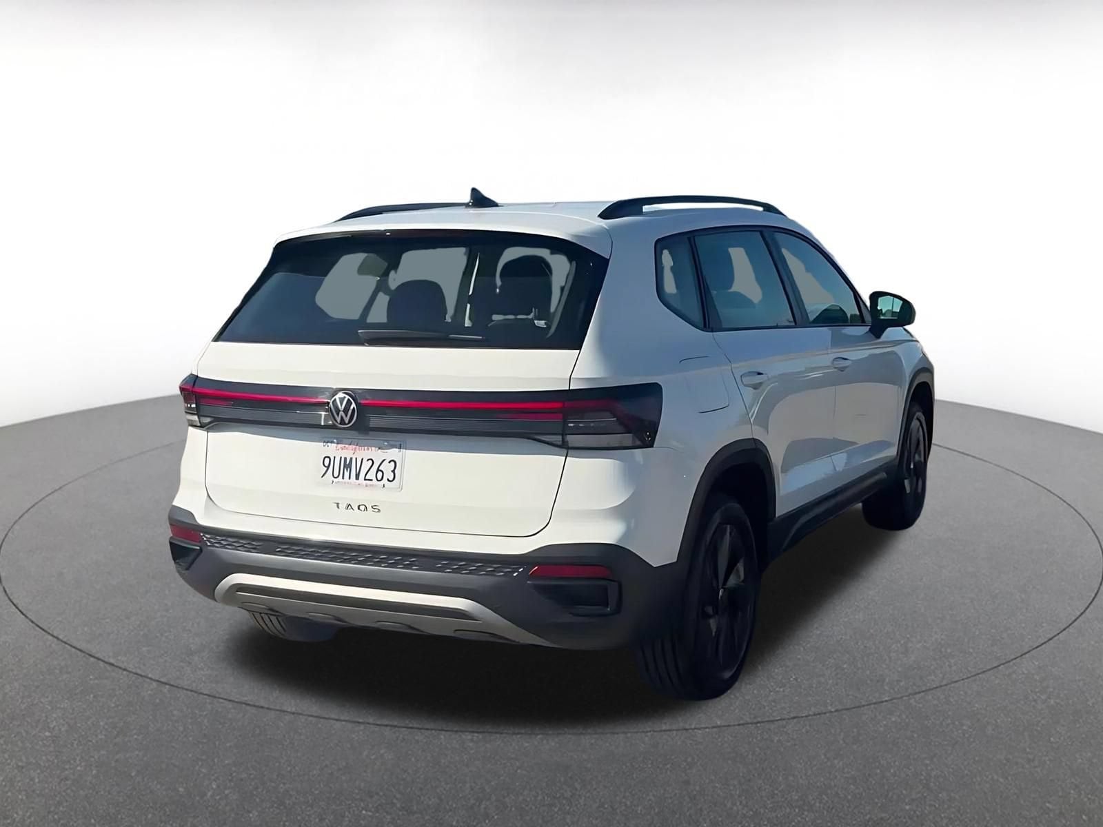 Thumbnail: 2026 Volkswagen Taos - 14