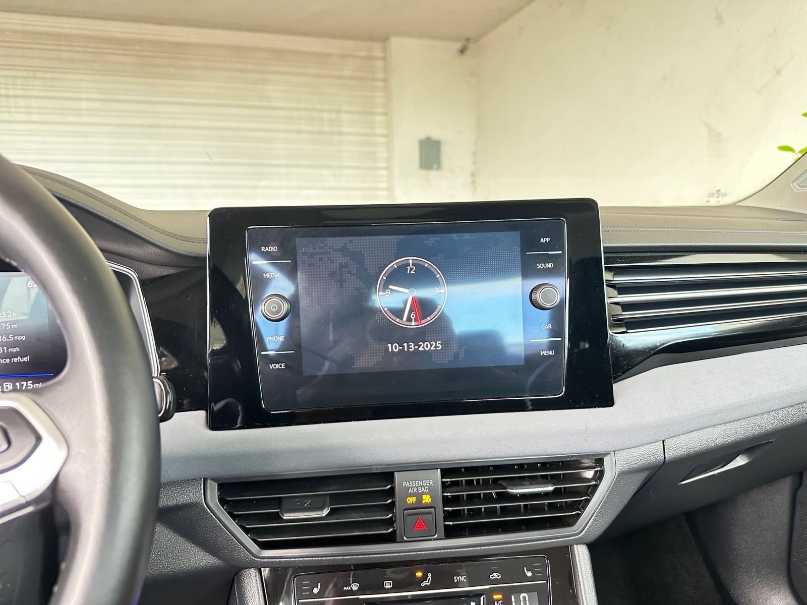 Thumbnail: 2025 Volkswagen Jetta - 21