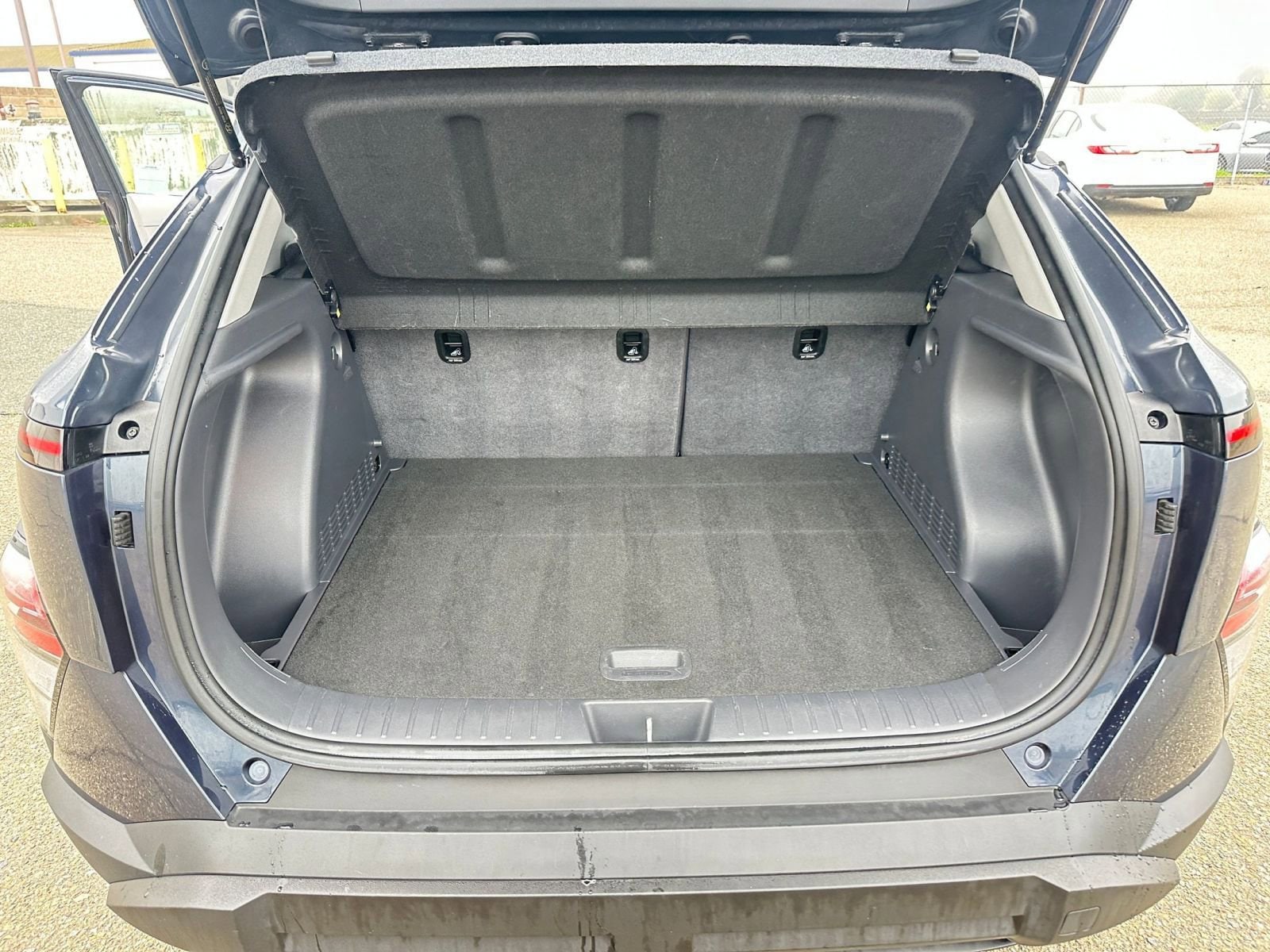 Thumbnail: 2025 Hyundai Kona - 32