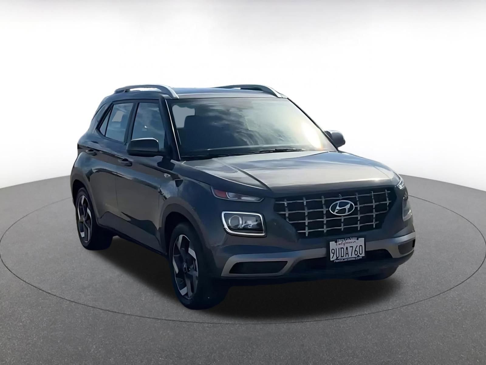 Thumbnail: 2025 Hyundai Venue - 2