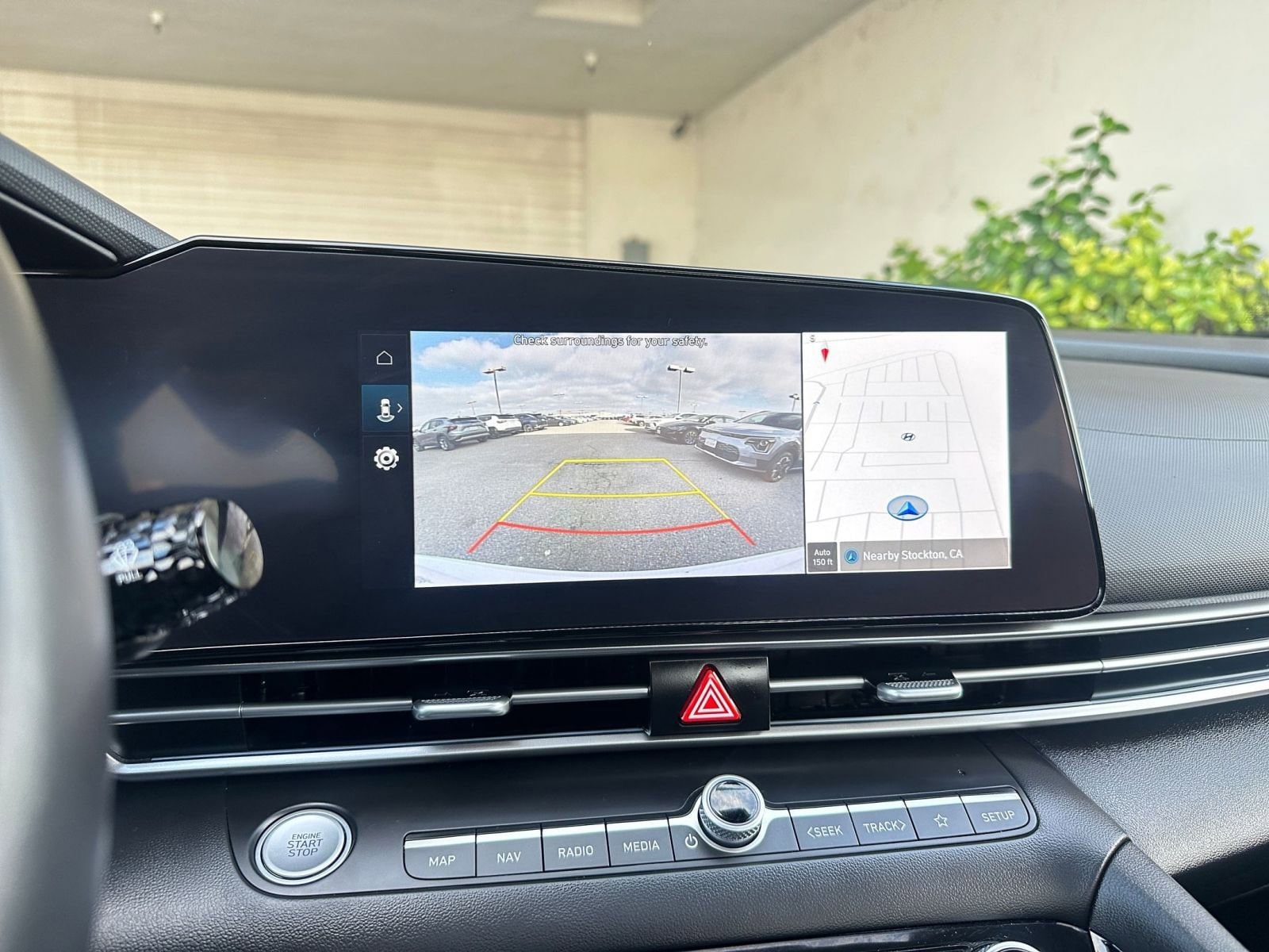 Thumbnail: 2025 Hyundai Elantra - 17