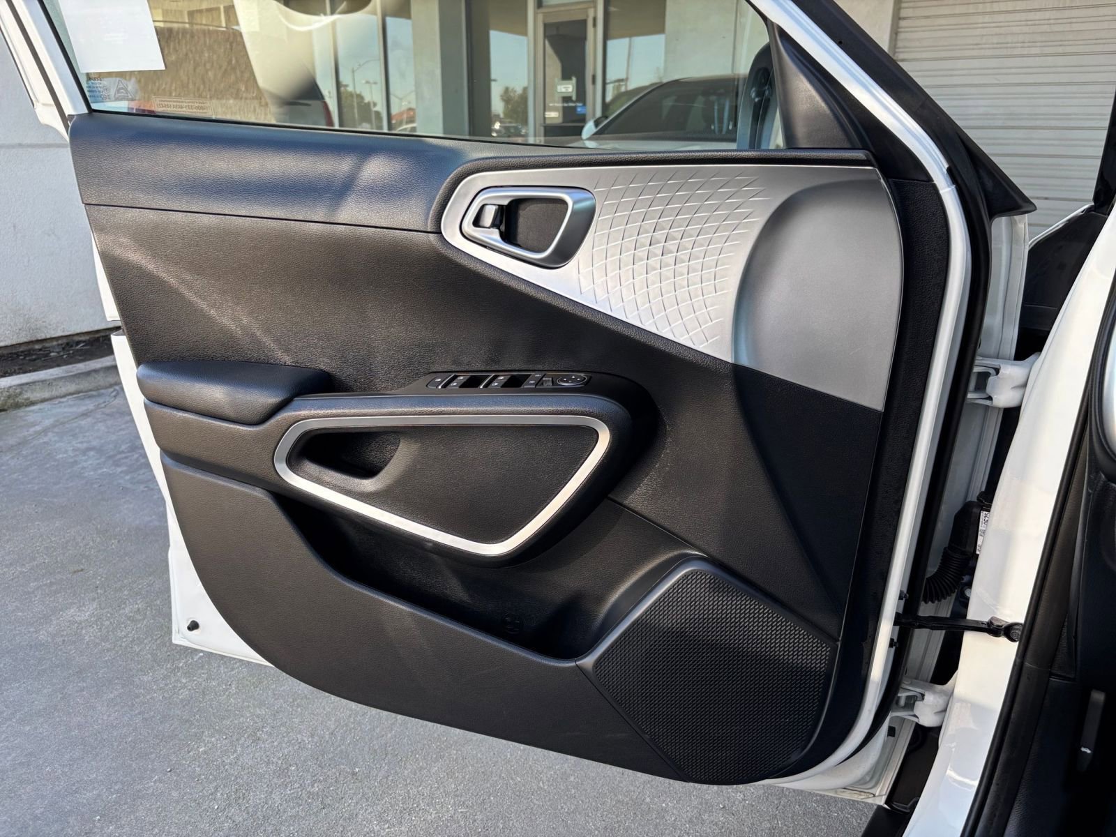 Thumbnail: 2025 Kia Soul - 18