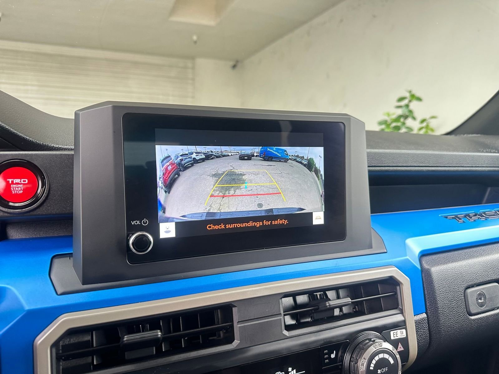 Thumbnail: 2025 Toyota Tacoma - 18