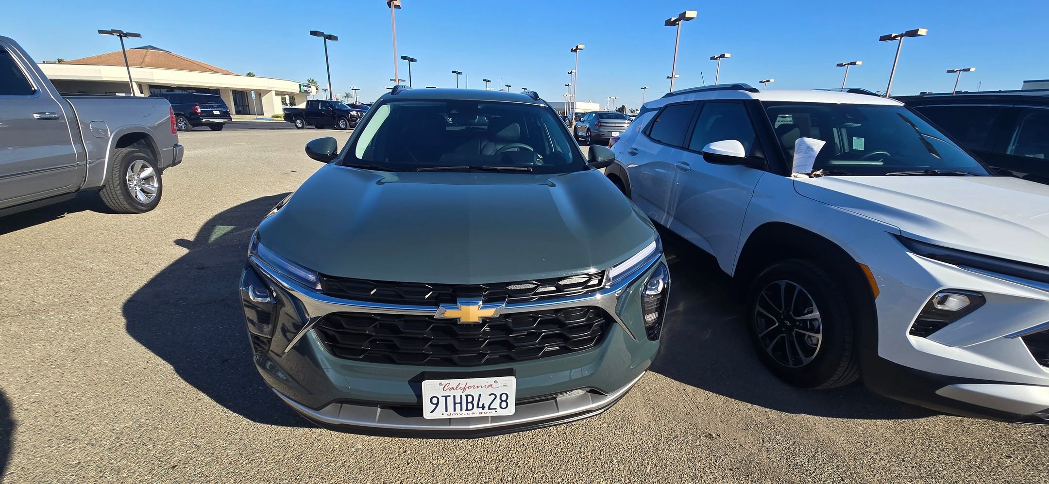 Thumbnail: 2025 Chevrolet Trax - 3