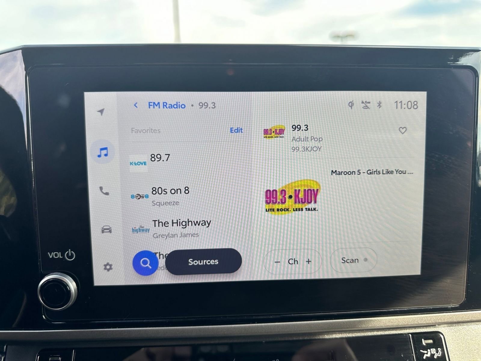 Thumbnail: 2025 Toyota Camry - 21