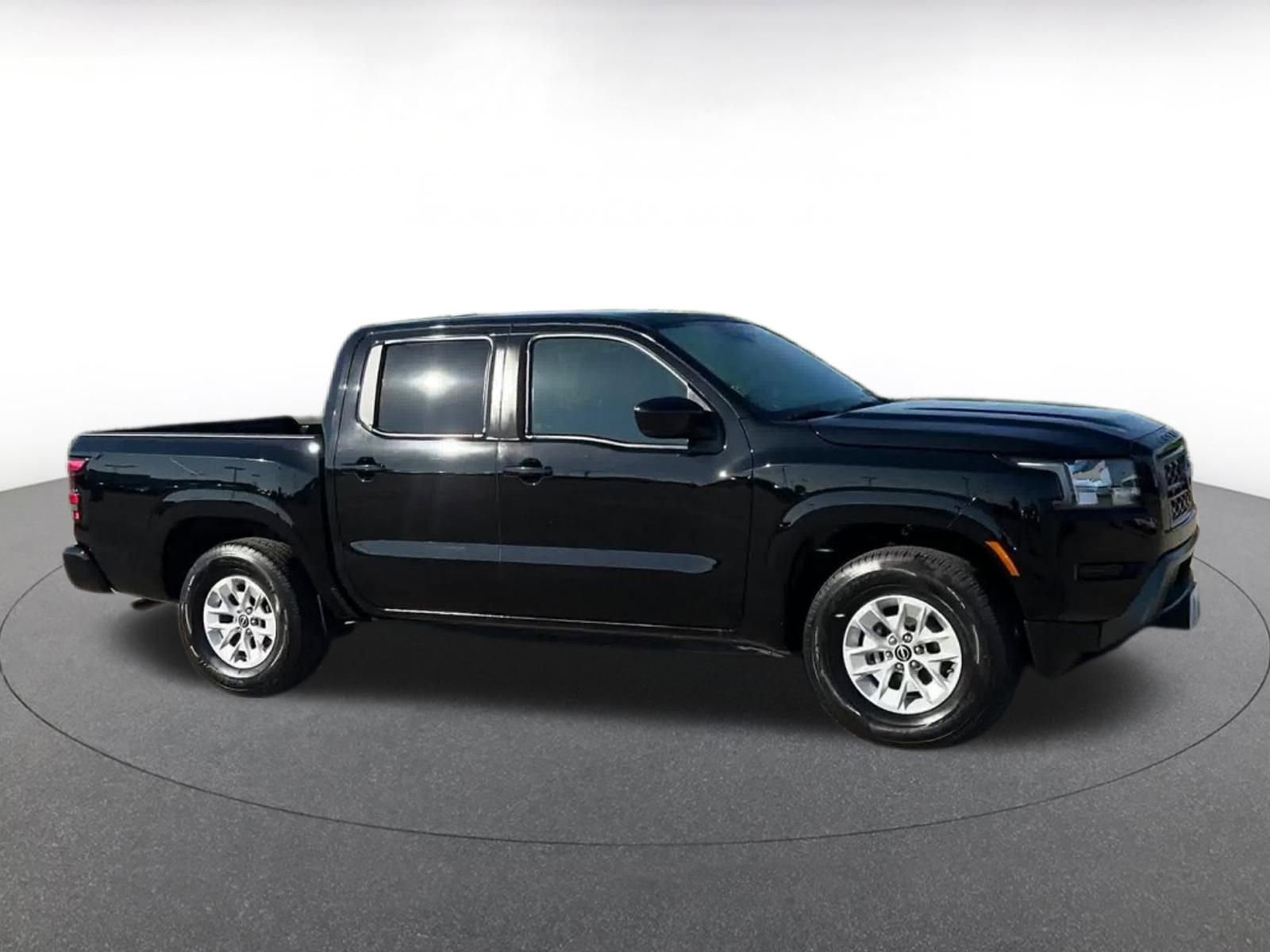 Thumbnail: 2024 Nissan Frontier - 16