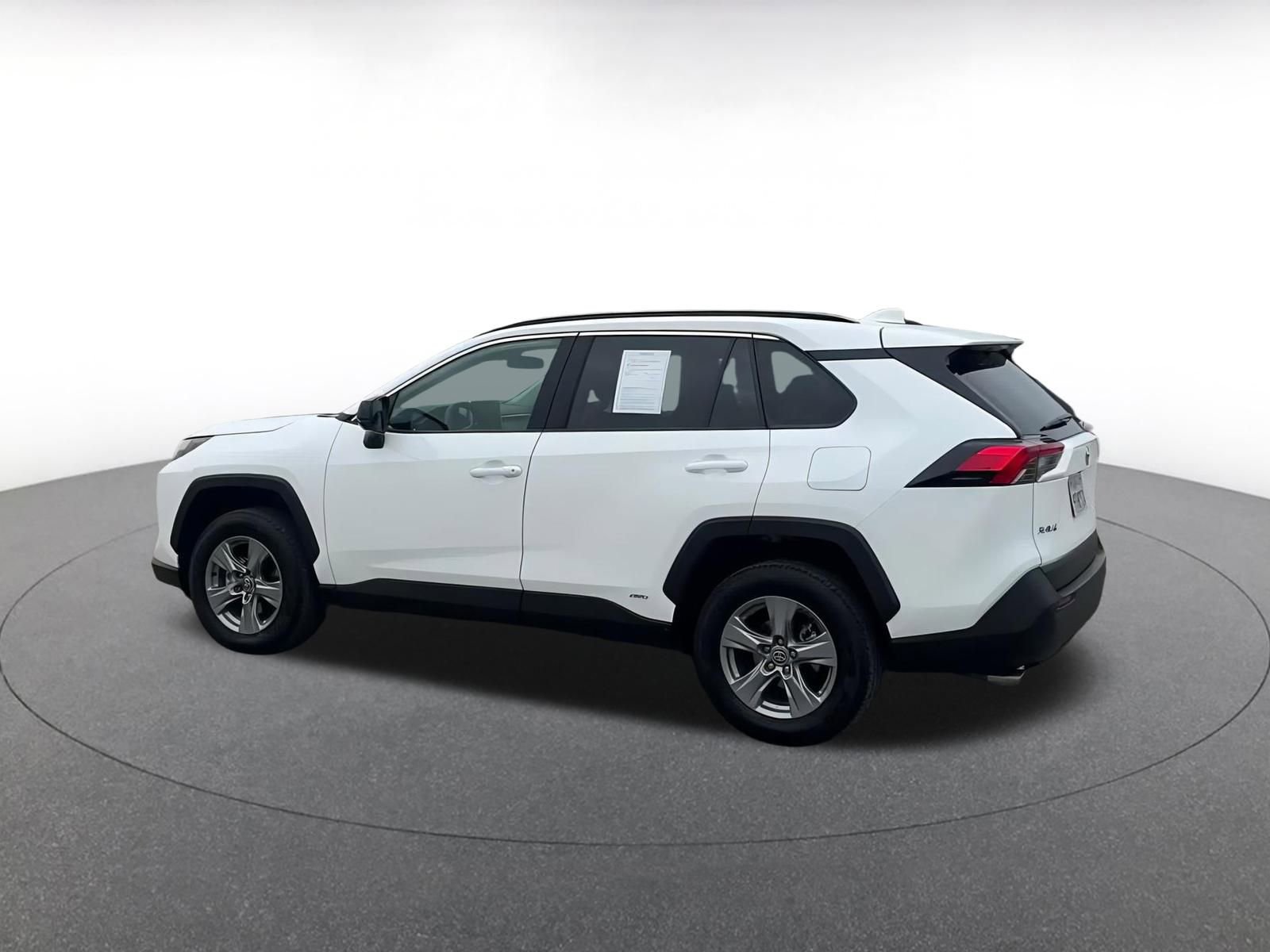 Thumbnail: 2025 Toyota RAV4 - 10