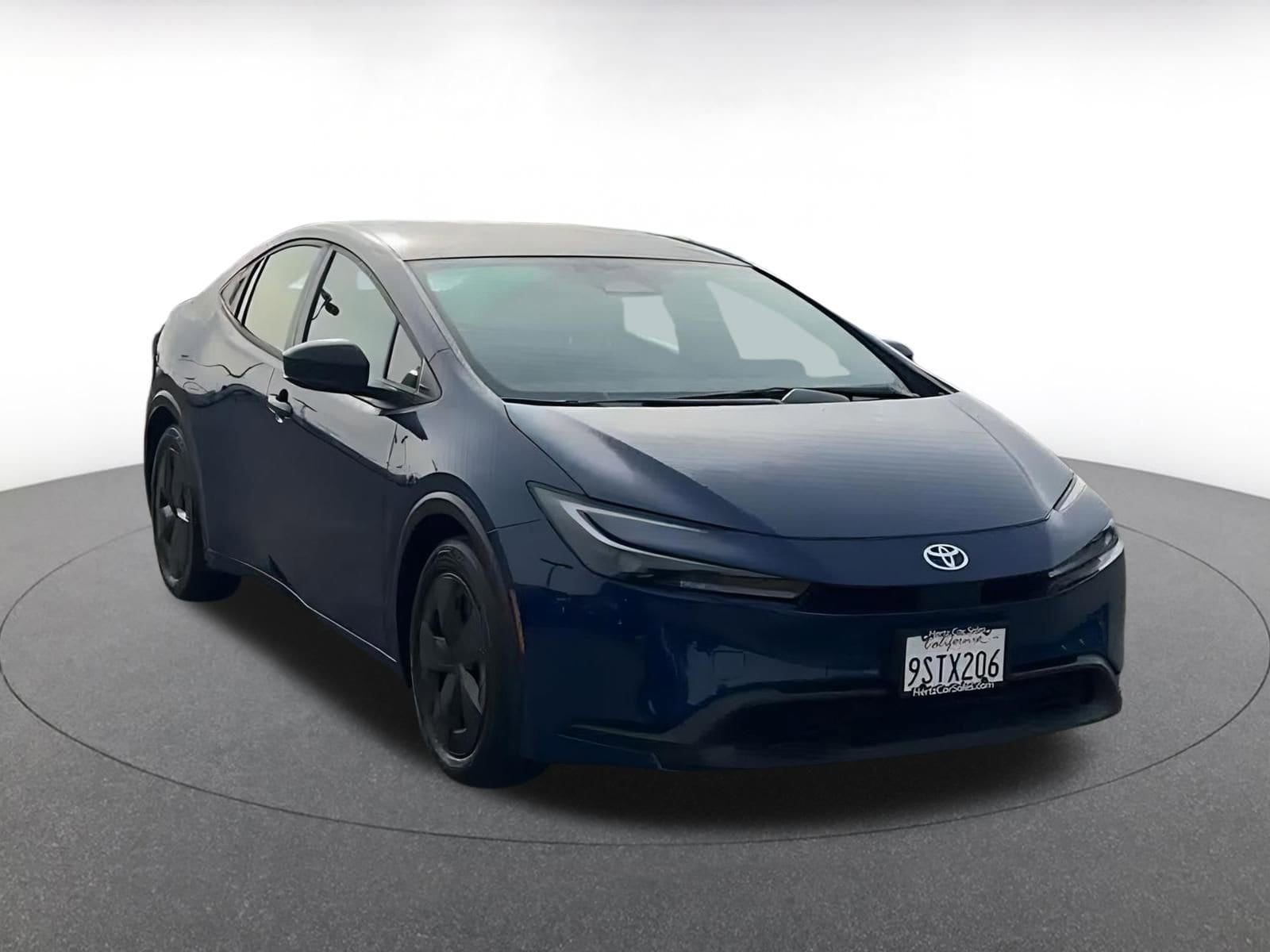 Thumbnail: 2025 Toyota Prius - 3