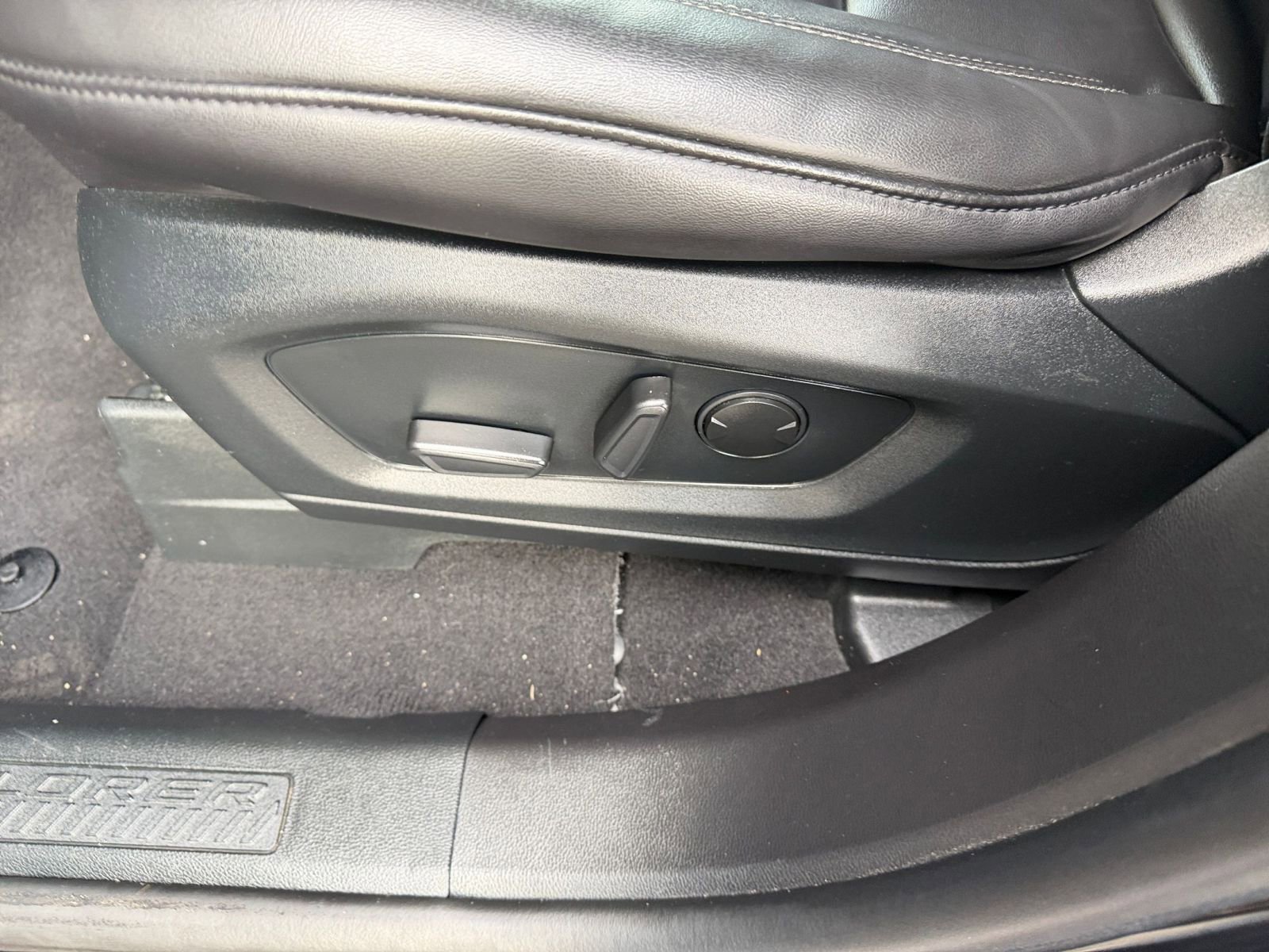 Thumbnail: 2023 Ford Explorer - 22