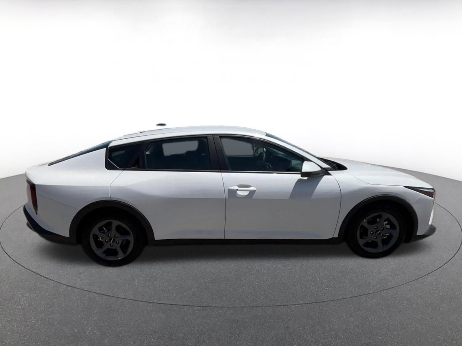 Thumbnail: 2025 Kia K4 - 16