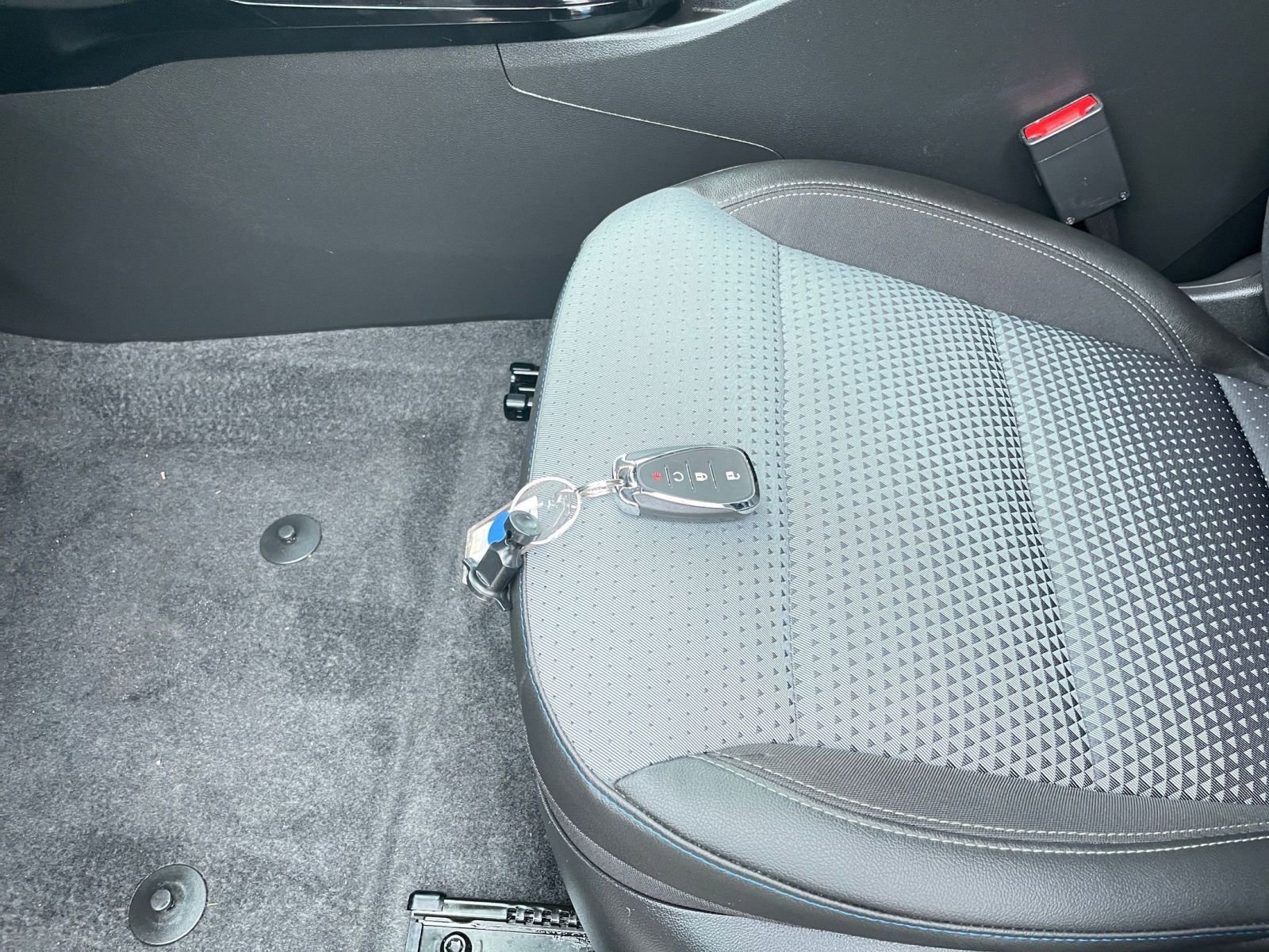 Thumbnail: 2025 Chevrolet Trax - 22