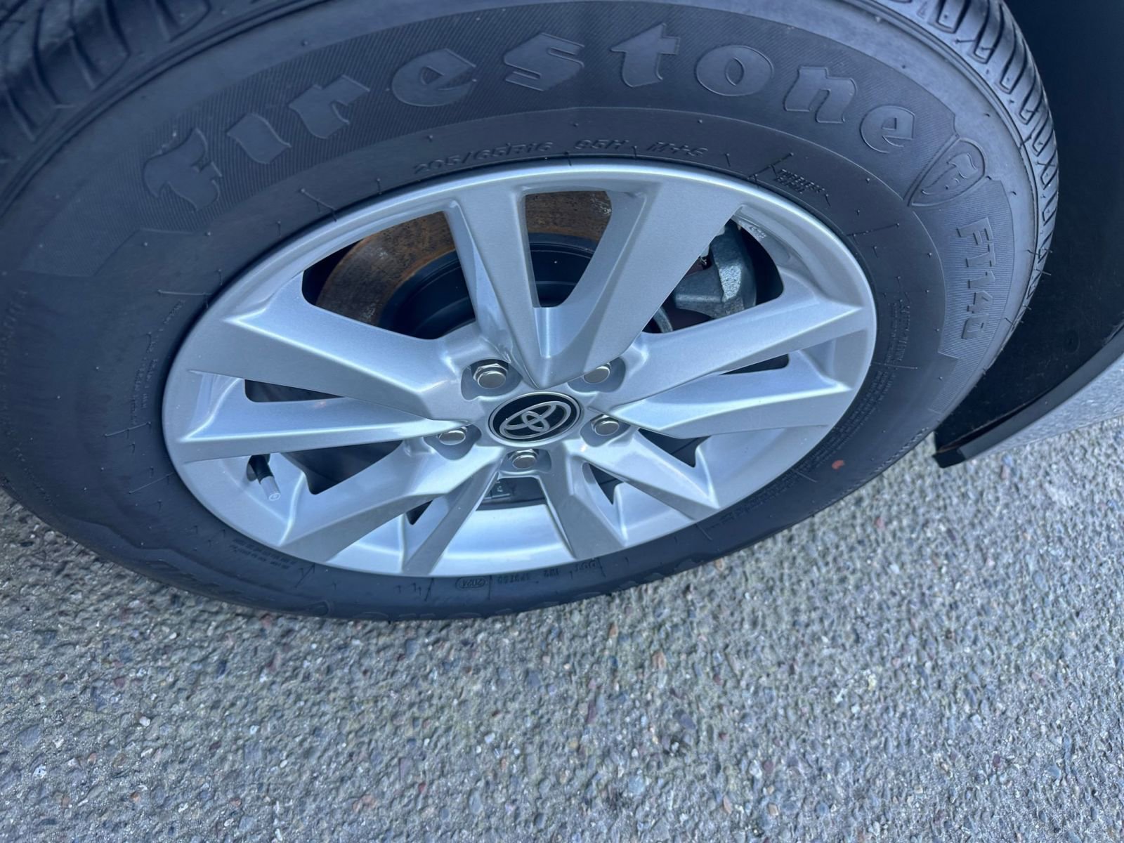 Thumbnail: 2025 Toyota Camry - 30