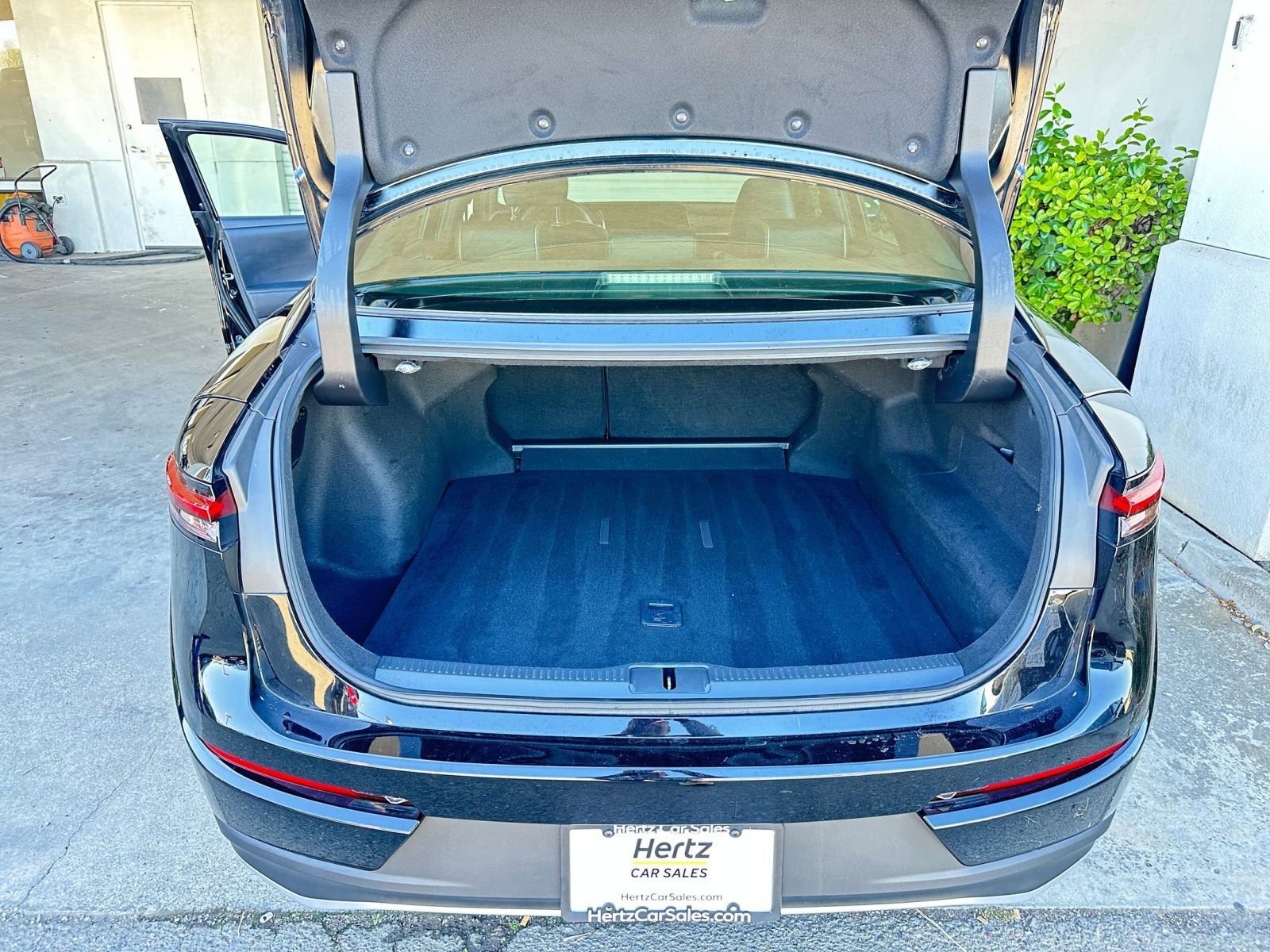 Thumbnail: 2025 Toyota Crown - 31