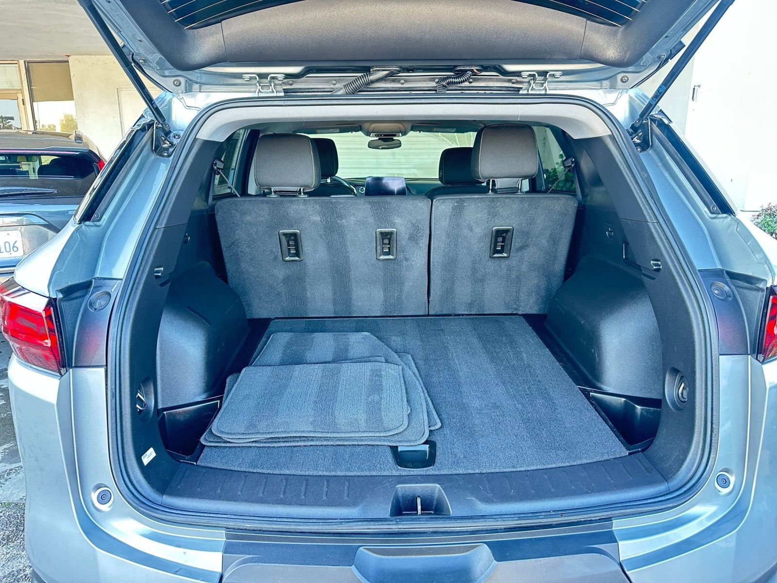 Thumbnail: 2025 Chevrolet Blazer - 31