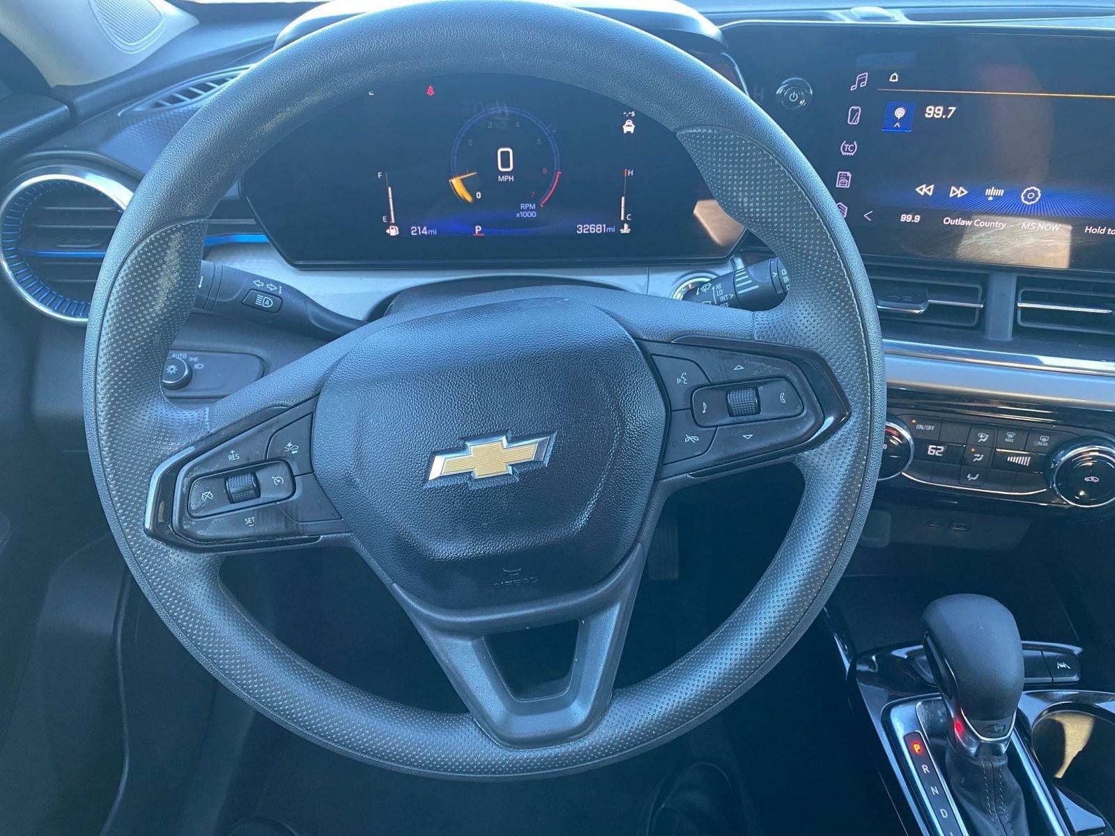 Thumbnail: 2025 Chevrolet Trax - 29