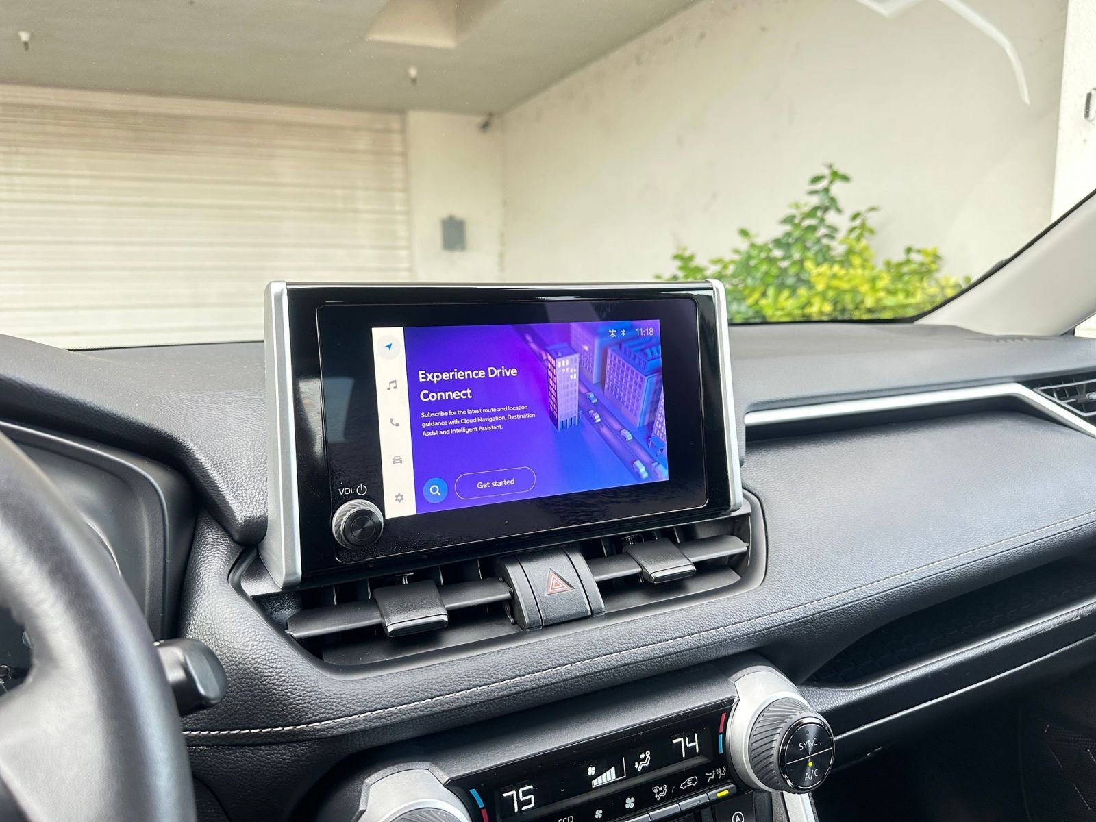 Thumbnail: 2025 Toyota RAV4 - 21