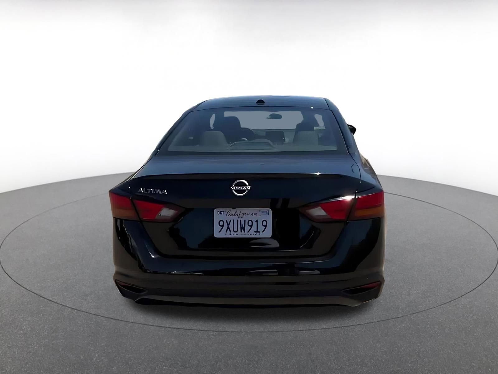 Thumbnail: 2025 Nissan Altima - 12