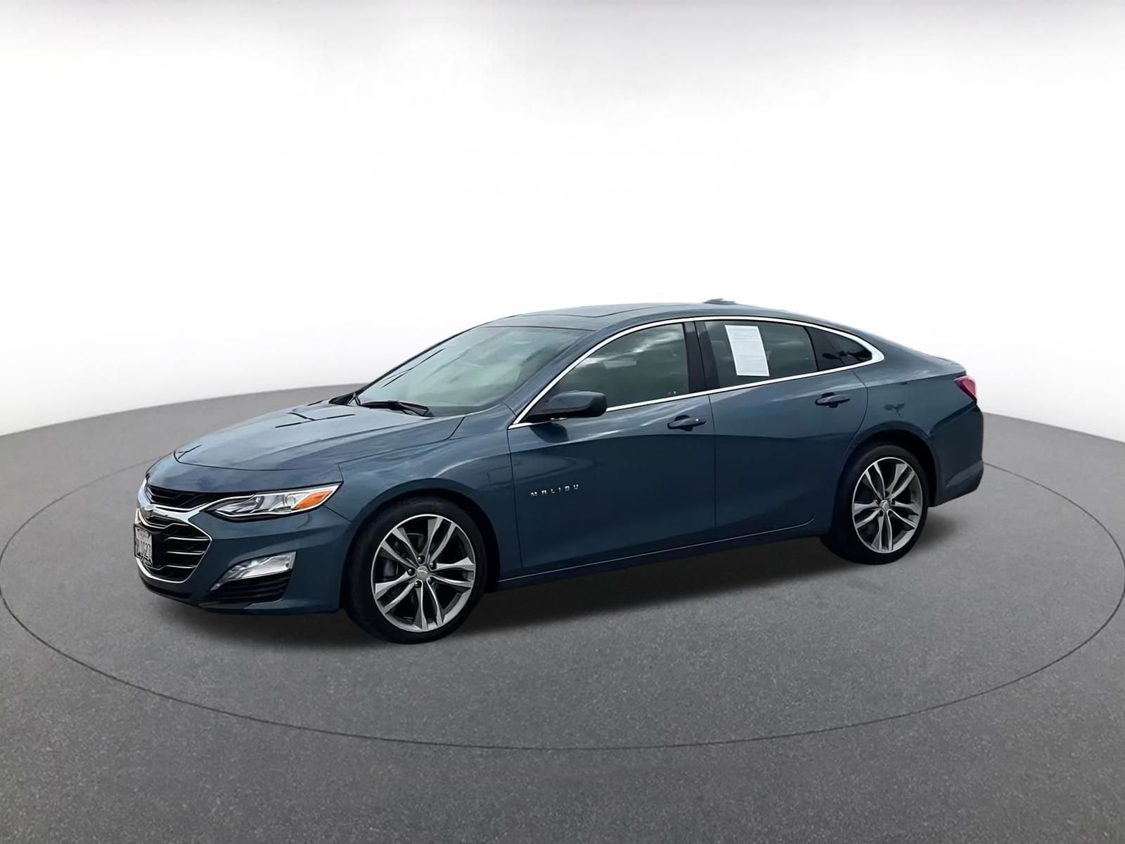 Thumbnail: 2024 Chevrolet Malibu - 8