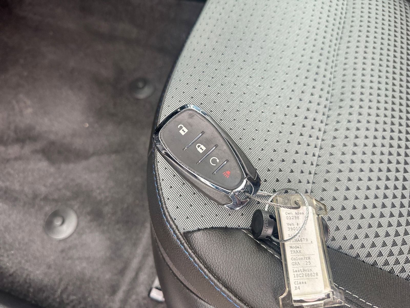 Thumbnail: 2025 Chevrolet Trax - 25