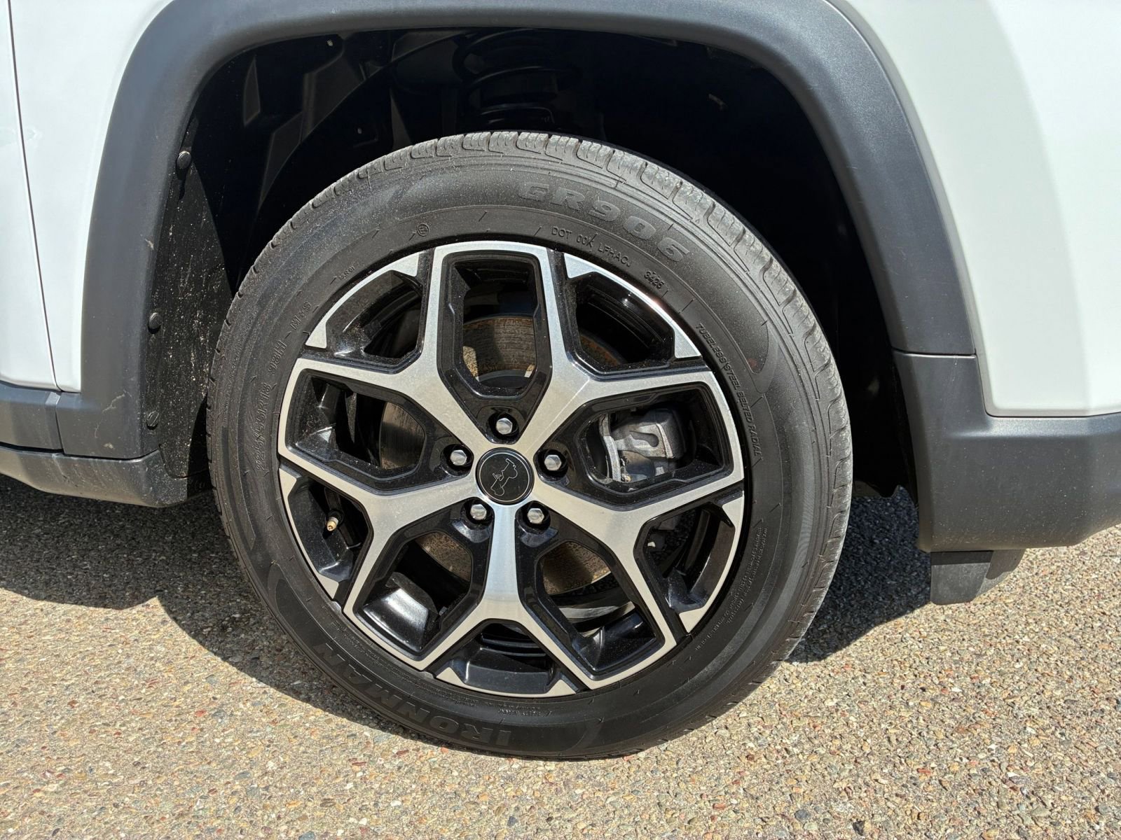 Thumbnail: 2025 Jeep Compass - 31