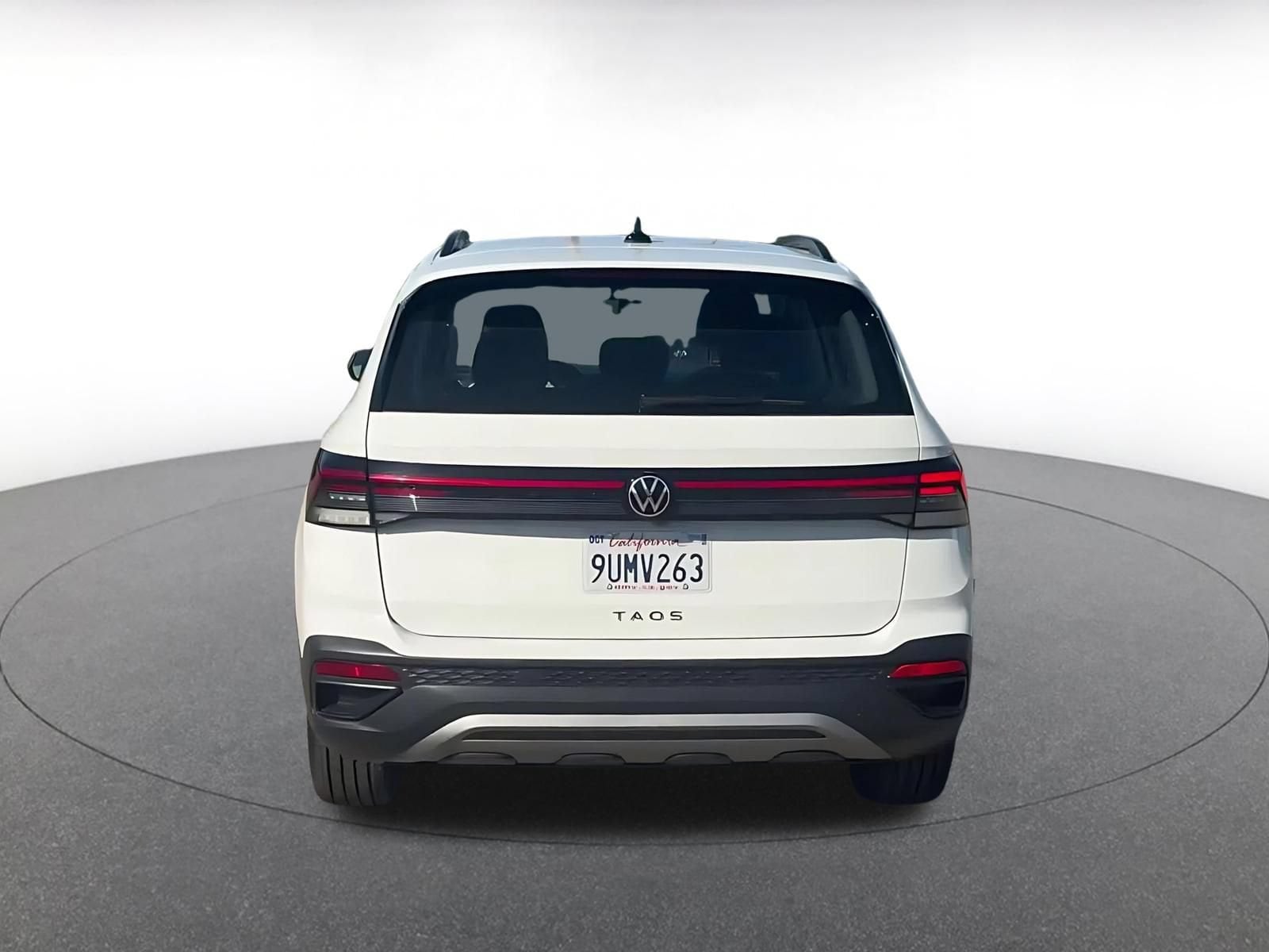 Thumbnail: 2026 Volkswagen Taos - 12