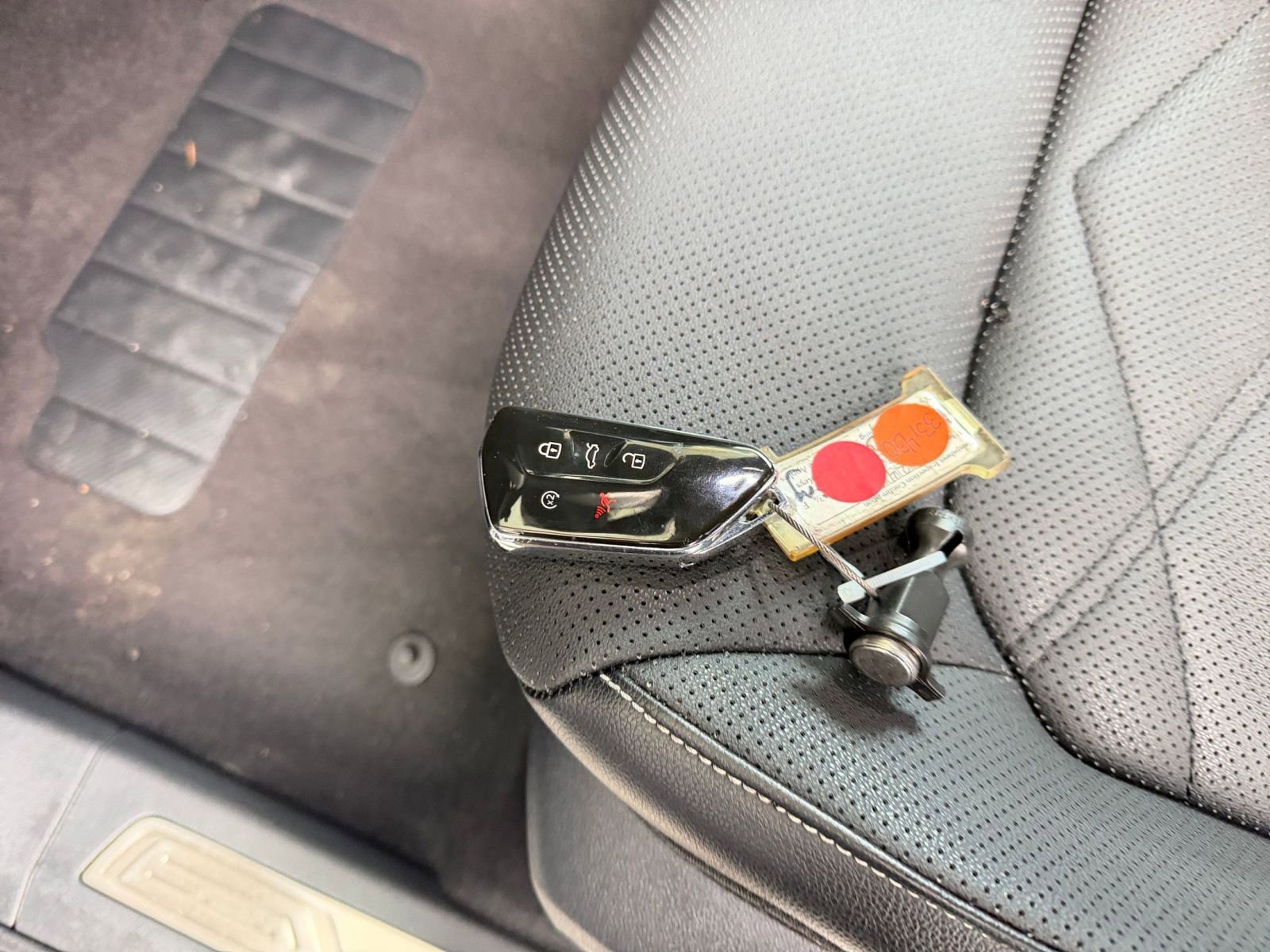 Thumbnail: 2024 Volkswagen Atlas - 21