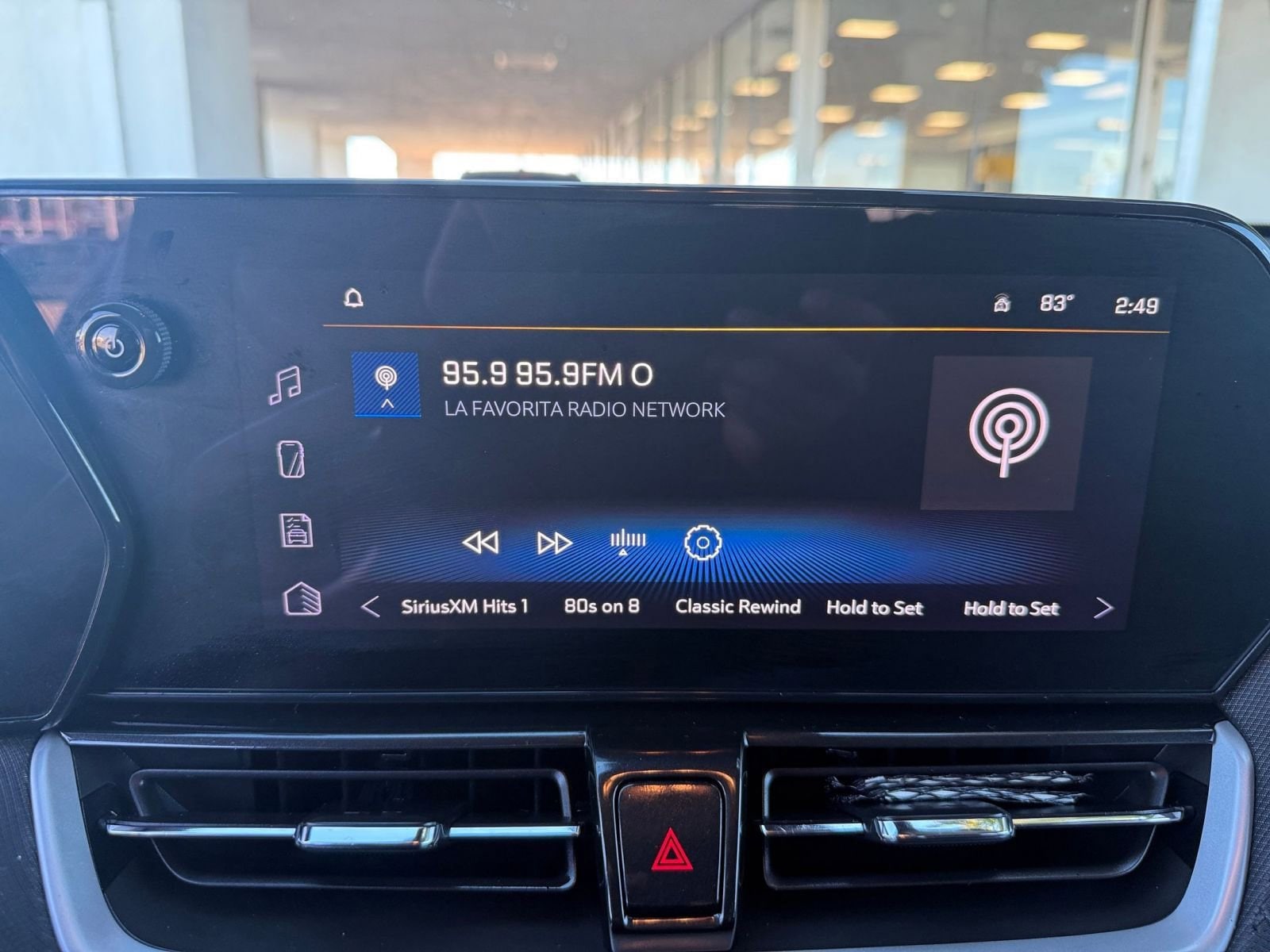 Thumbnail: 2025 Chevrolet TrailBlazer - 21